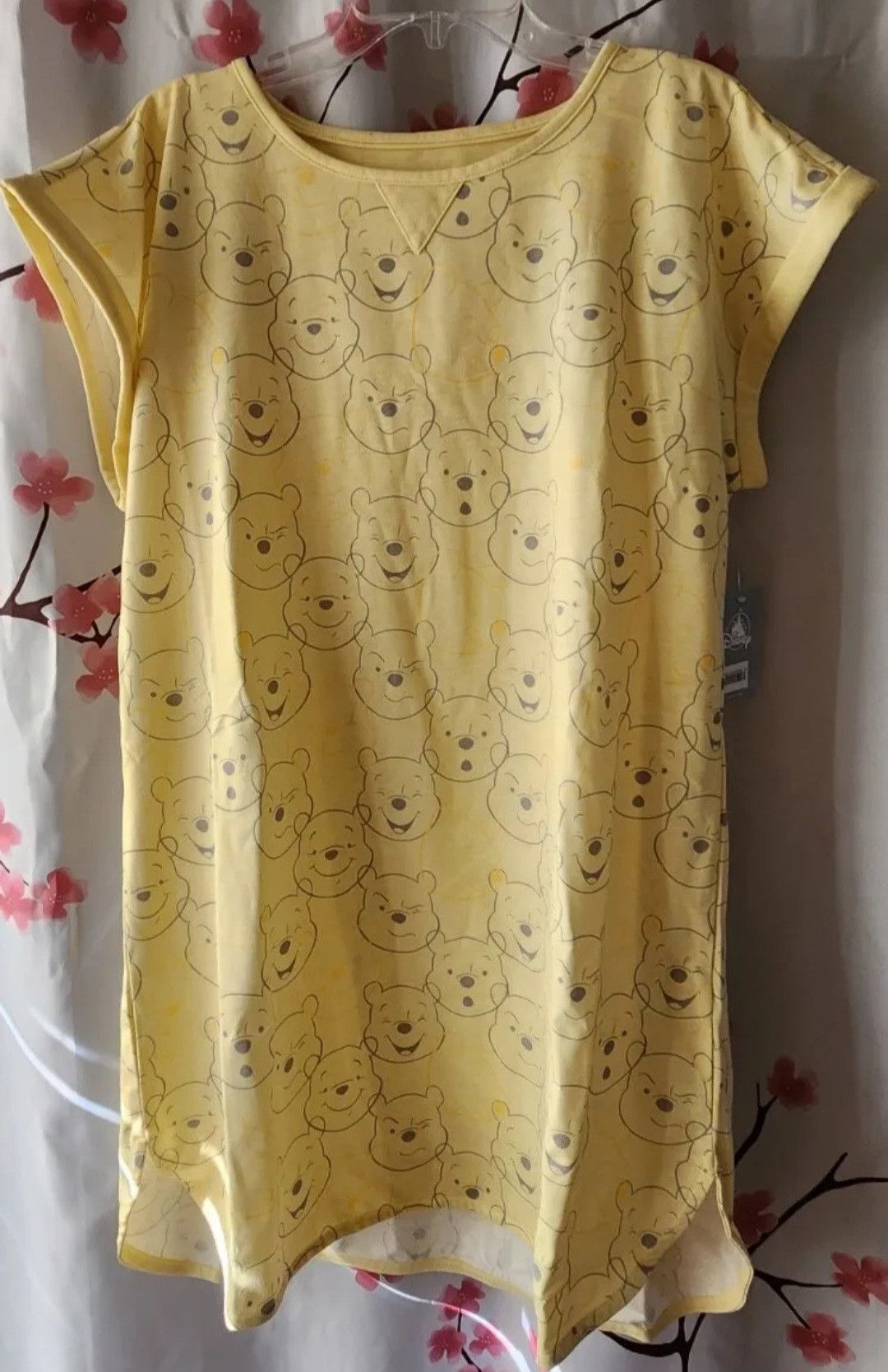 Disney NWT Disney Winnie The Pooh Yellow Nightshirt Tunic Faces M Size M / US 6-8 / IT 42-44 - 1 Thumbnail