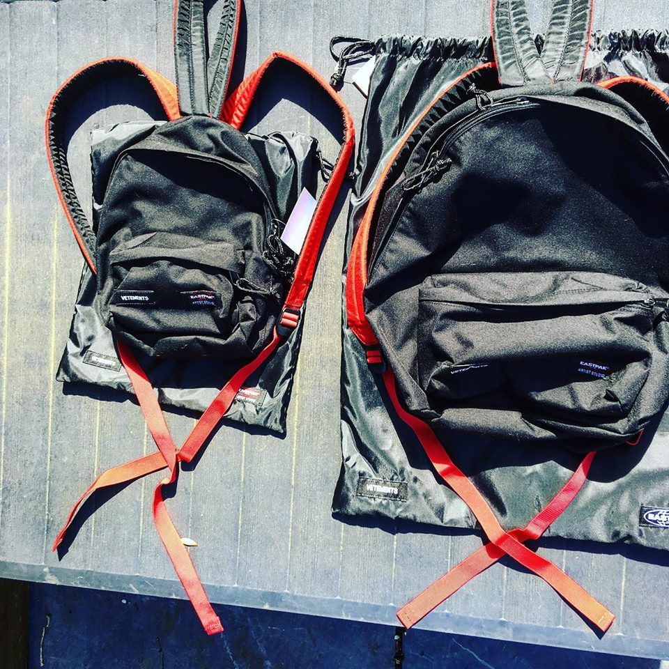 Eastpak × Vetements Demna Gvasalia prototype XL backpack for Eastpak Size ONE SIZE - 5 Thumbnail