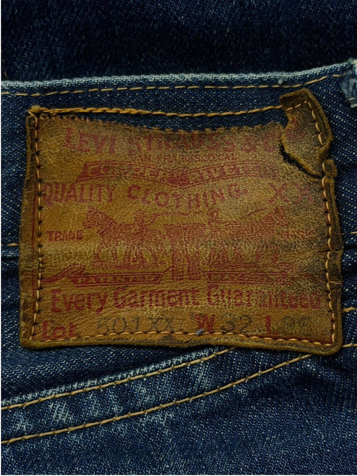 Levi's Vintage Clothing Vintage 00s Levi’s 501-XX Big E Buckle Back Selvedge Japan Size US 30 / EU 46 - 18 Thumbnail