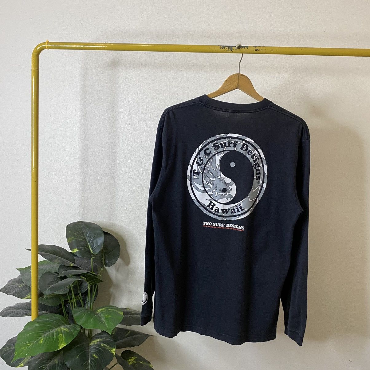 Vintage Vintage Y2K T&C Surf Design Dragon Graphic Stussy Style LS T Size US L / EU 52-54 / 3 - 1 Thumbnail