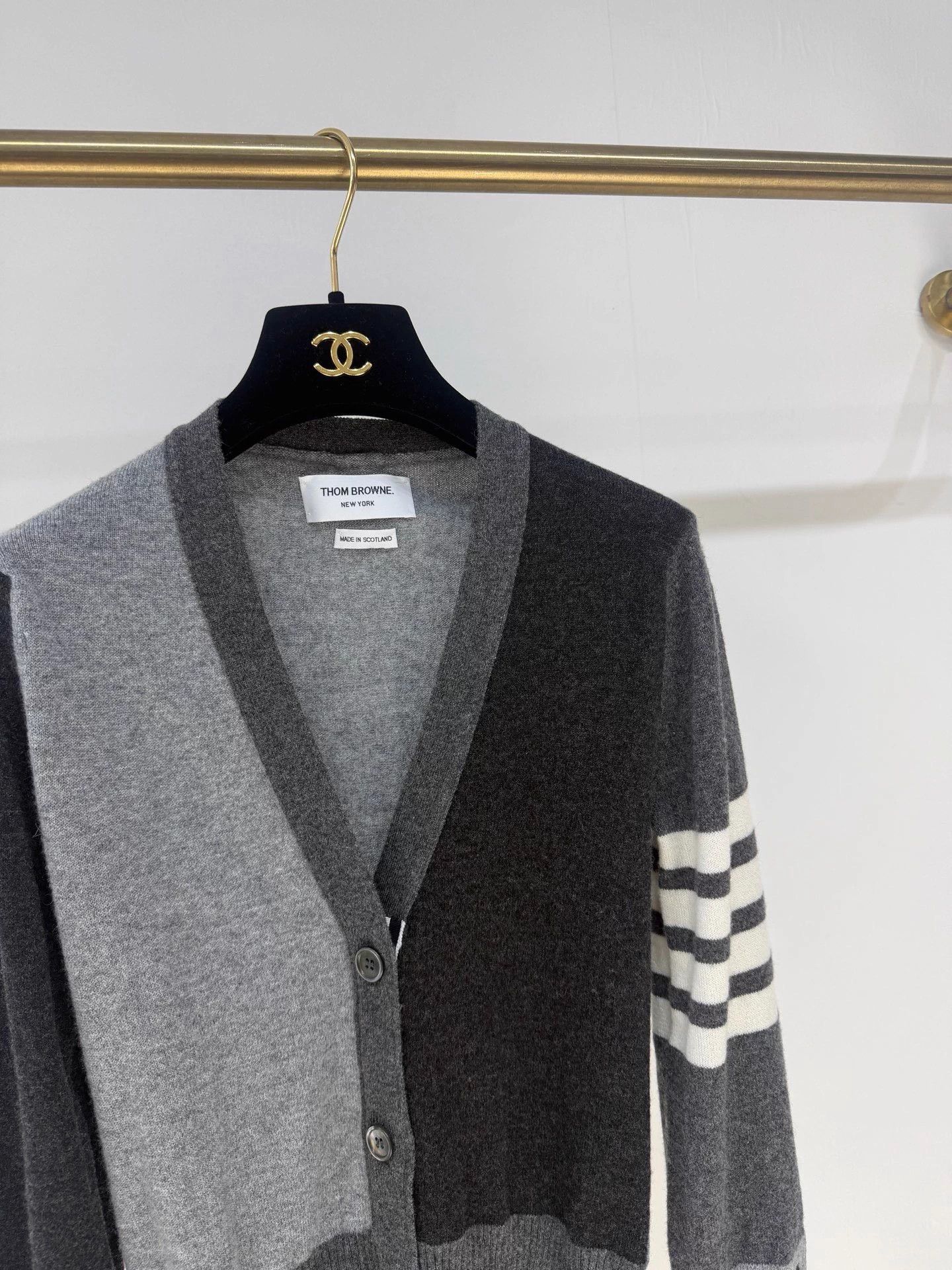 Thom Browne Thom Browne Gray 100% Cashmere Cardigan Size 38 New Size S / US 4 / IT 40 - 2 Thumbnail