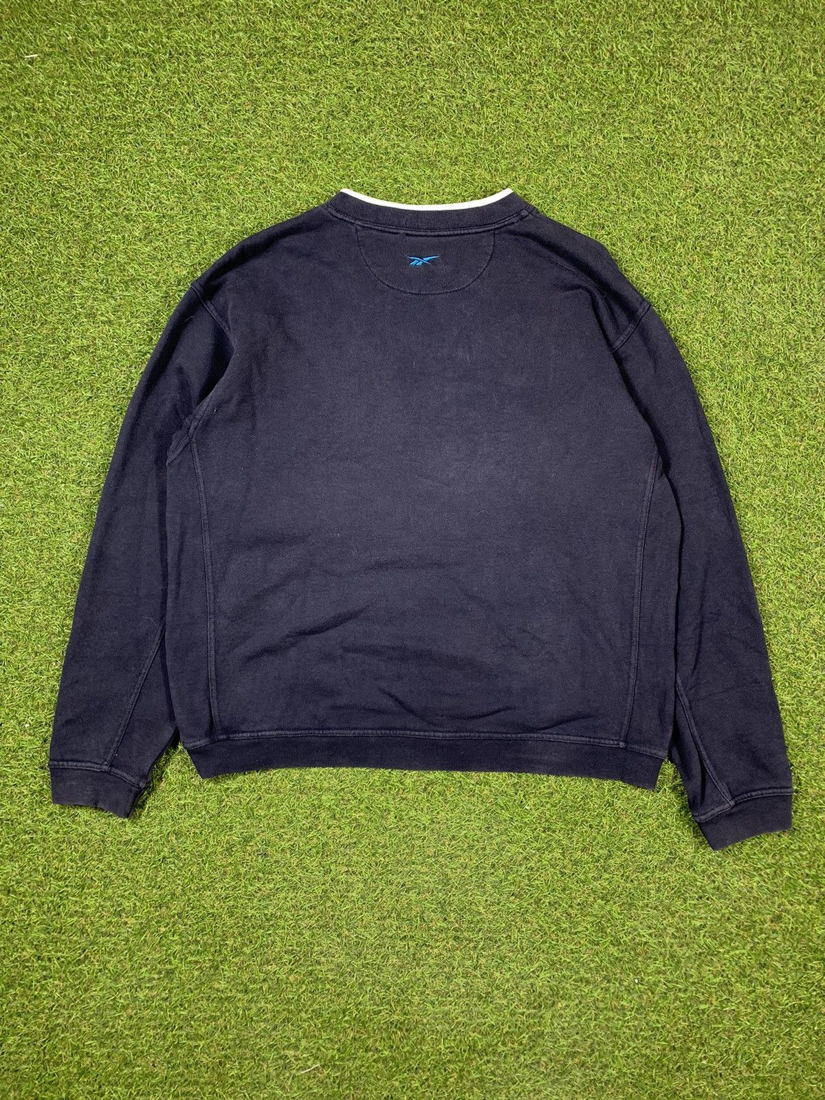 Reebok Vintage 90s Reebok sweatshirt crewneck big logo size L Size US L / EU 52-54 / 3 - 4 Thumbnail