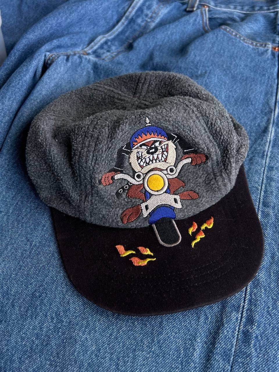 Vintage × Warner Bros Vintage Taz Looney Tunes Cap Crazy Biker Angry Y2K Hype Size ONE SIZE - 2 Thumbnail