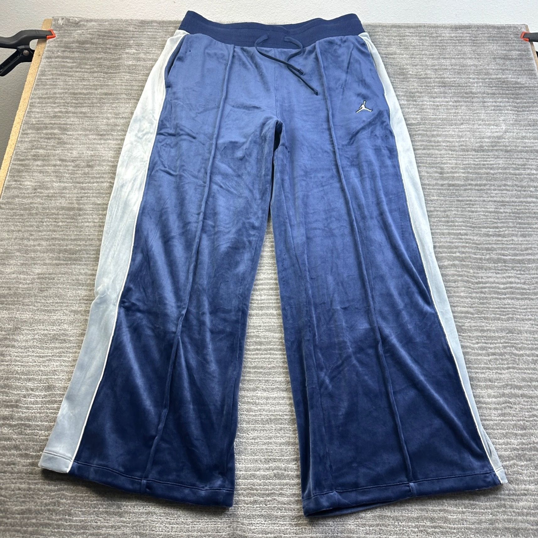 Jordan Brand NEW Jordan Pants Women XL Blue Velour Sweatpants Baggy Loose Fit Drawstring Pockets Y2K Size 30" / US 8 / IT 44 - 2 Thumbnail