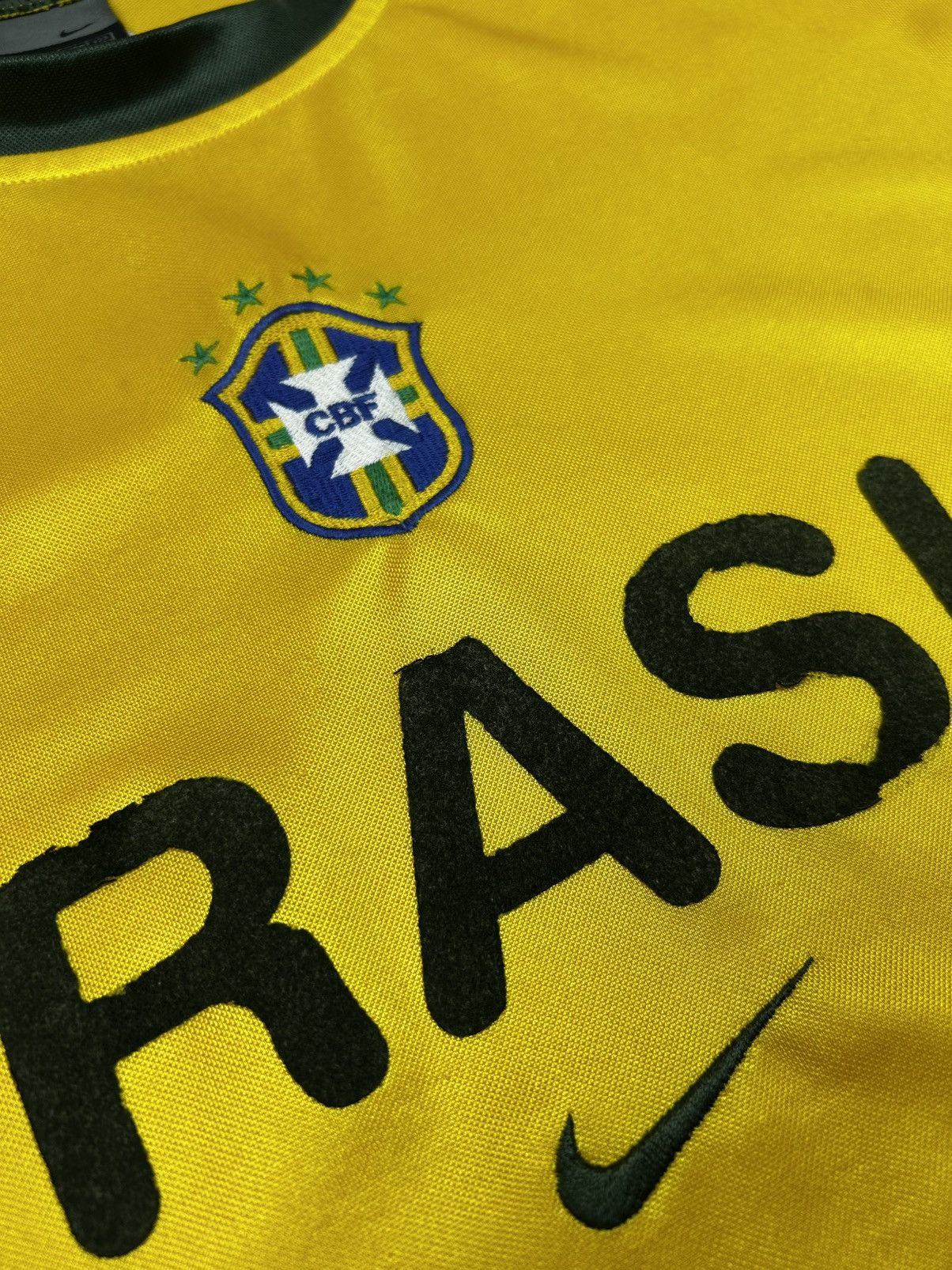 Nike Y2K Blokecore Nike Brasil 2000s Football Home Shirt S Hype Size US S / EU 44-46 / 1 - 6 Thumbnail