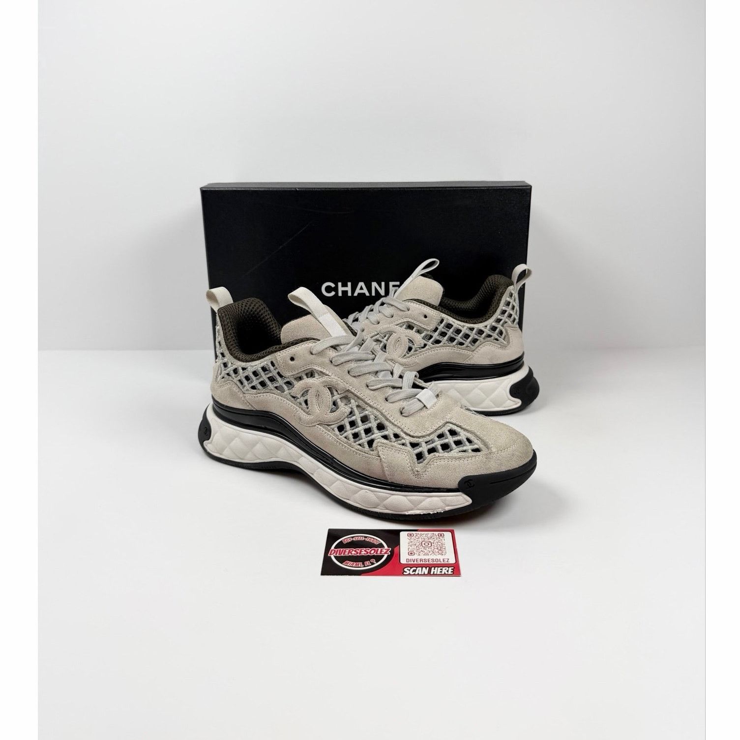 Chanel Size 42EU/9US - Chanel Interlocking CC Sneakers Size US 9 / EU 42 - 1 Thumbnail