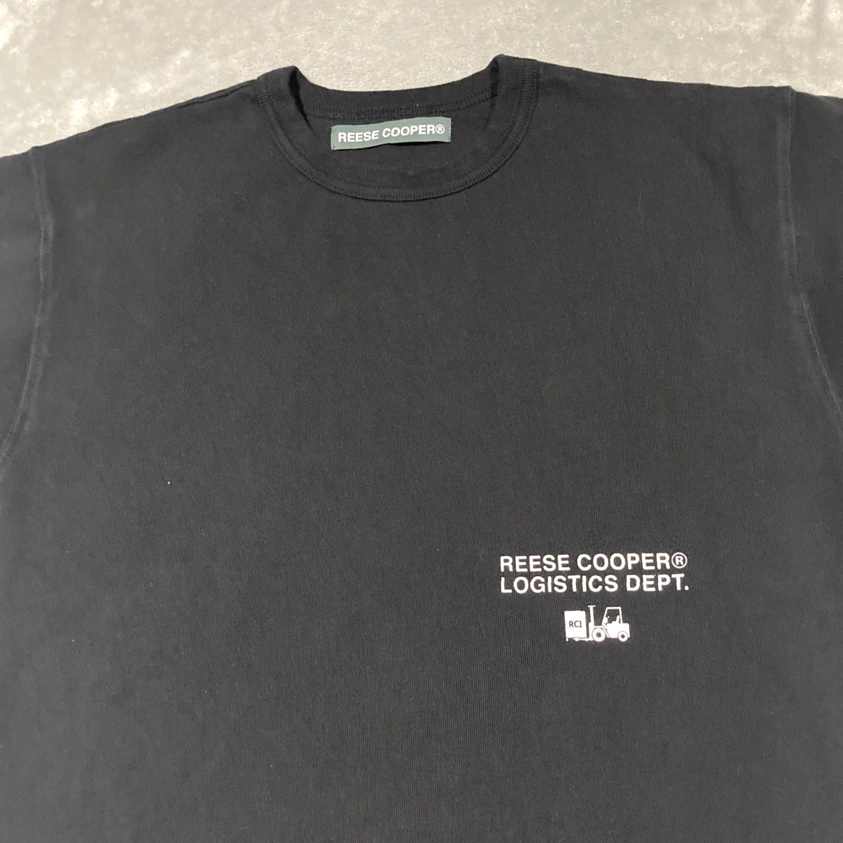 Reese Cooper Reese Cooper T Shirt Mens Medium Black Logistics Dept Short Sleeve Crewneck Size US M / EU 48-50 / 2 - 3 Thumbnail