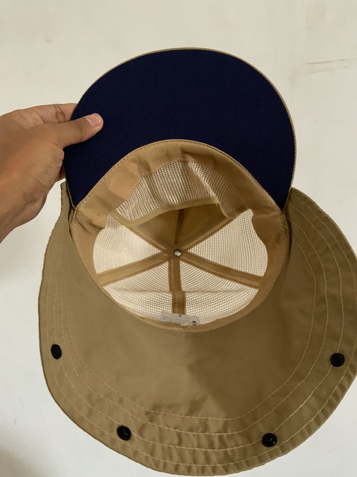 Columbia Columbia Avant Garde Outdoor Mesh Trucker hat Size ONE SIZE - 8 Thumbnail