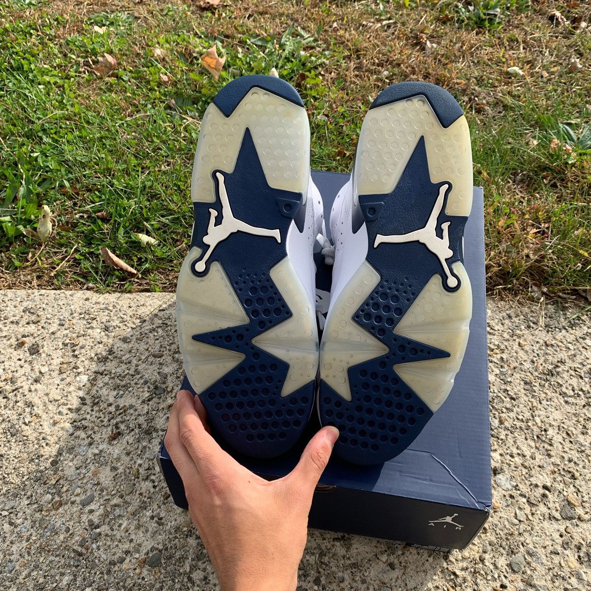 Nike Jordan 6 white/midnight navy Size US 11 / EU 44 - 5 Thumbnail