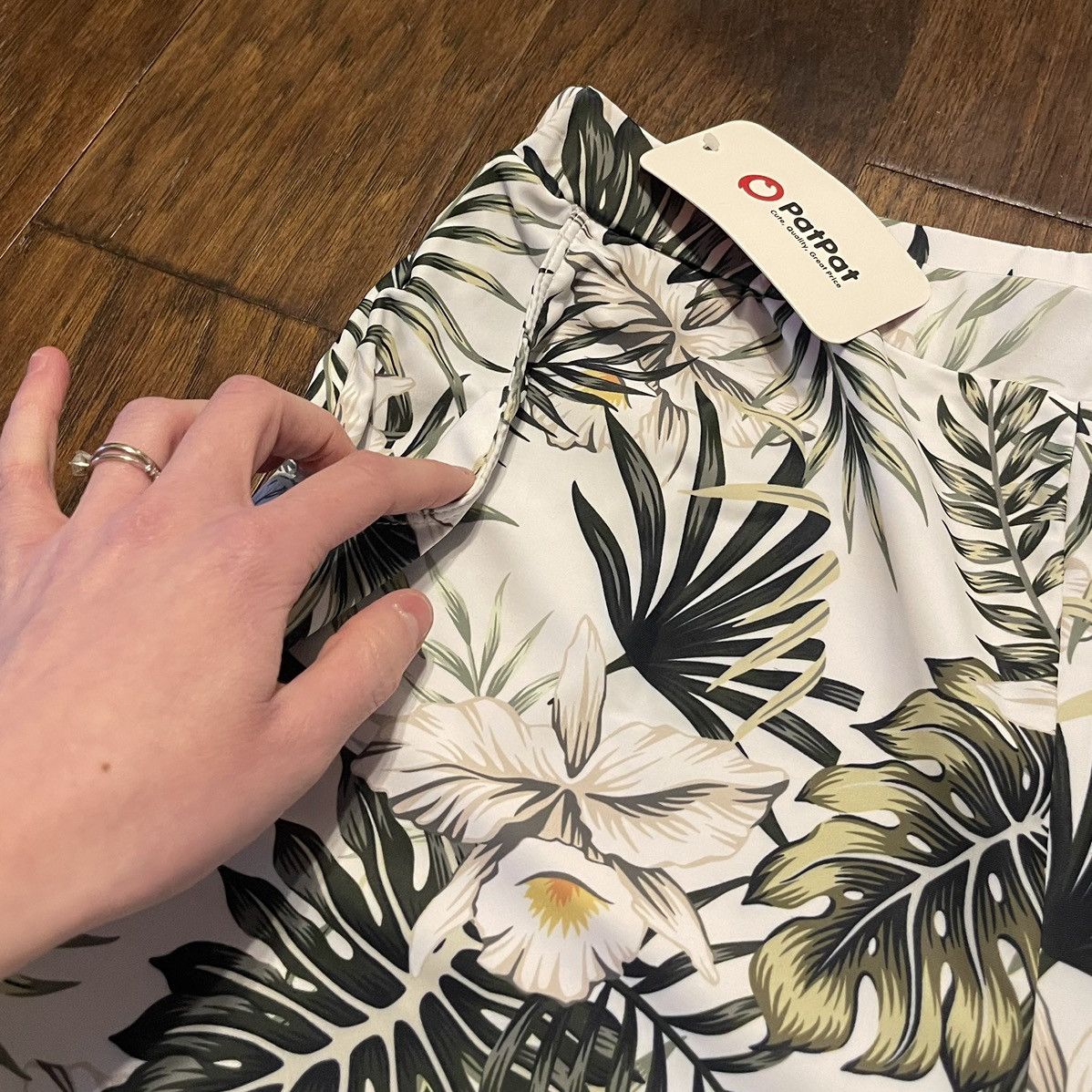Other NWT PatPat Tropical Leaf Print Swim Board Shorts Size US 32 / EU 48 - 2 Thumbnail