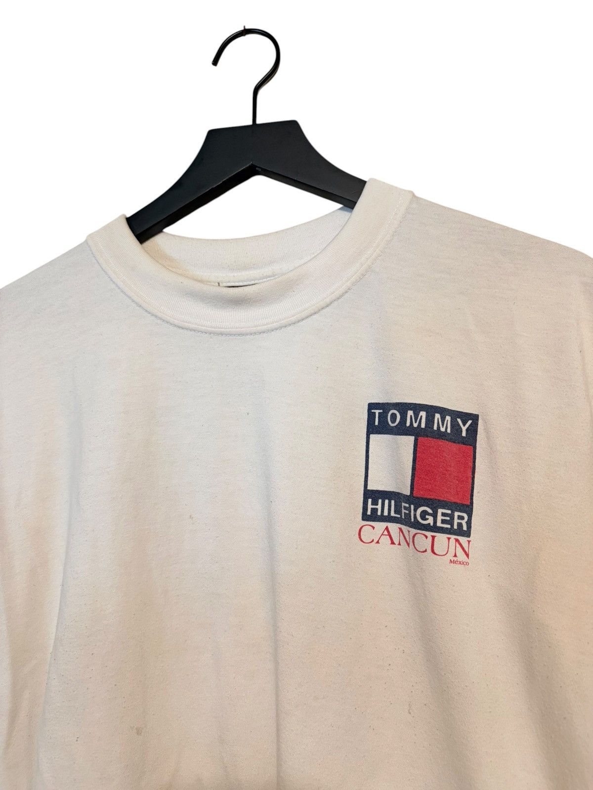 Tommy Hilfiger Cancun Tommy Hilfiger Looney Tunes Tee Size US L / EU 52-54 / 3 - 1 Thumbnail