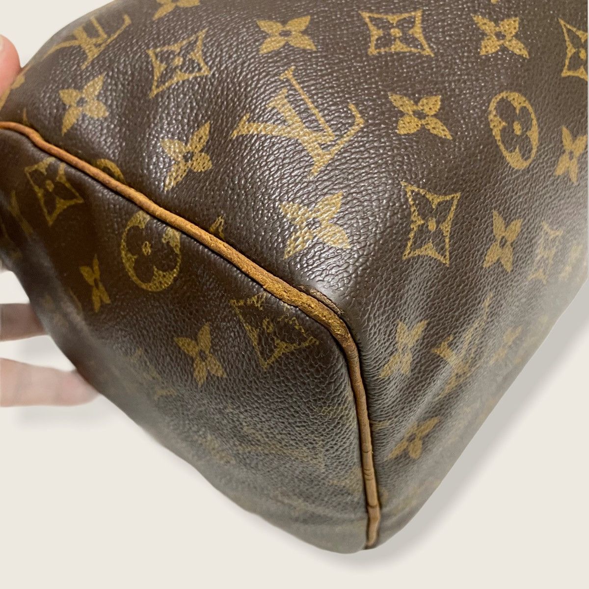Louis Vuitton ‼️LASTDROP‼️ AUTHENTIC LOUIS VUITTON MONOGRAM SPEEDY 30 BAG Size ONE SIZE - 13 Thumbnail