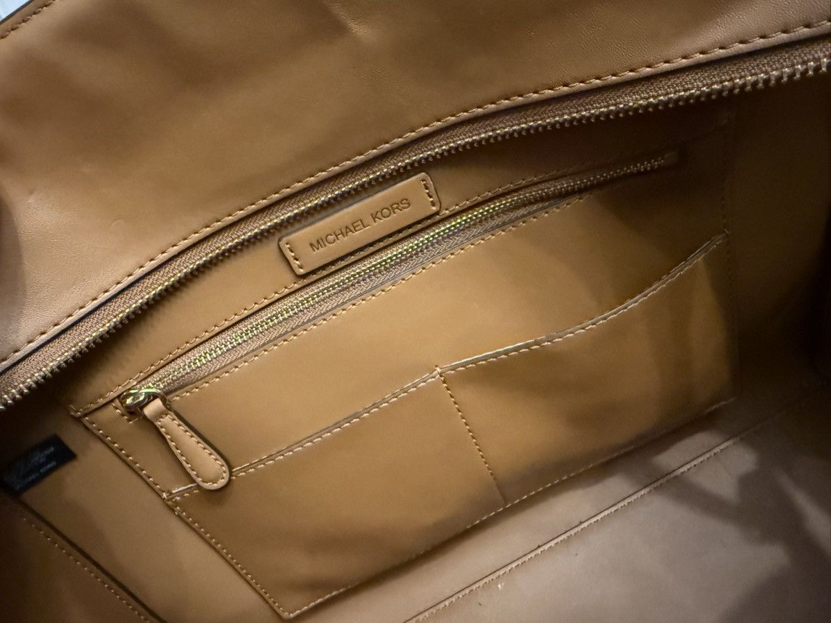 Michael Kors Michael Kors Bag Size ONE SIZE - 6 Thumbnail