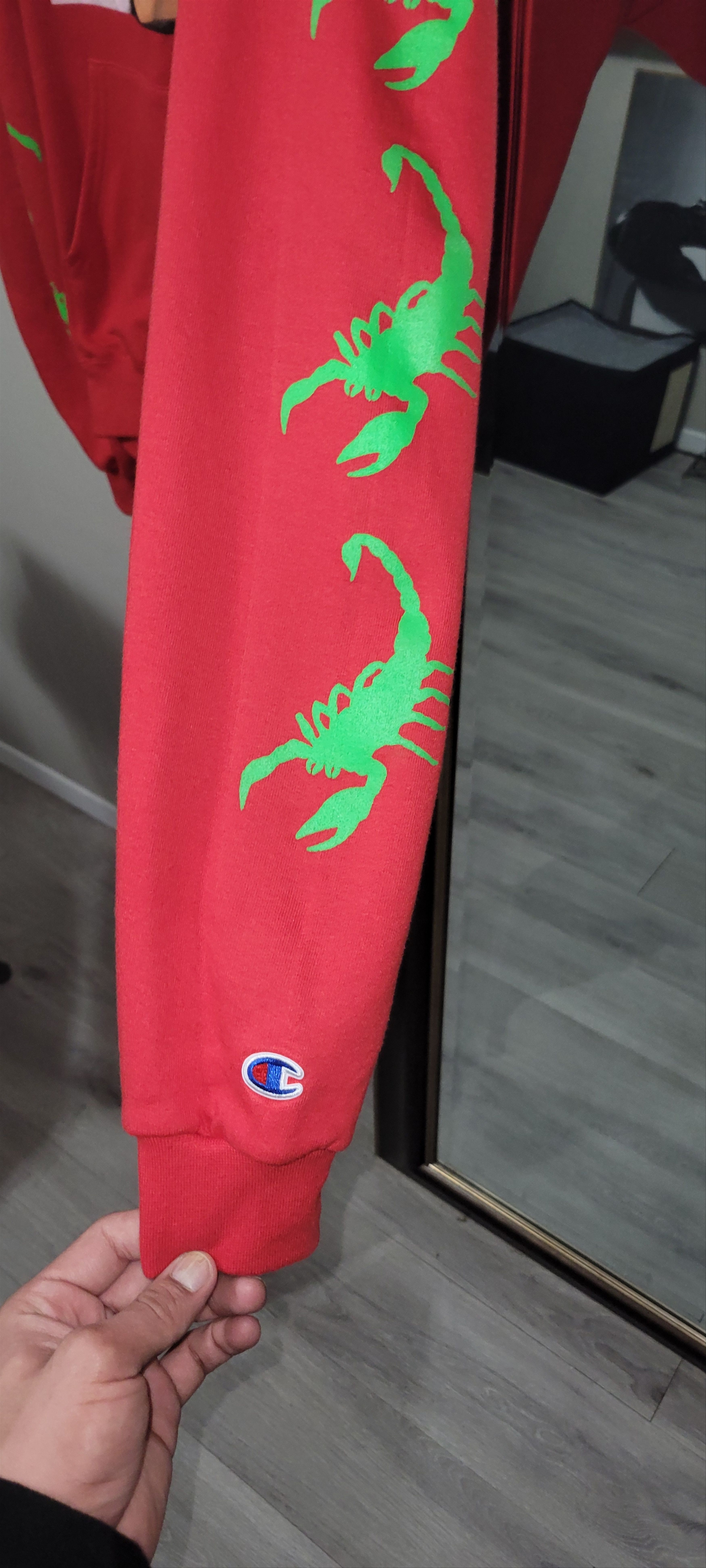 Champion "The Liz" Champion Hoodie Size US L / EU 52-54 / 3 - 1 Thumbnail