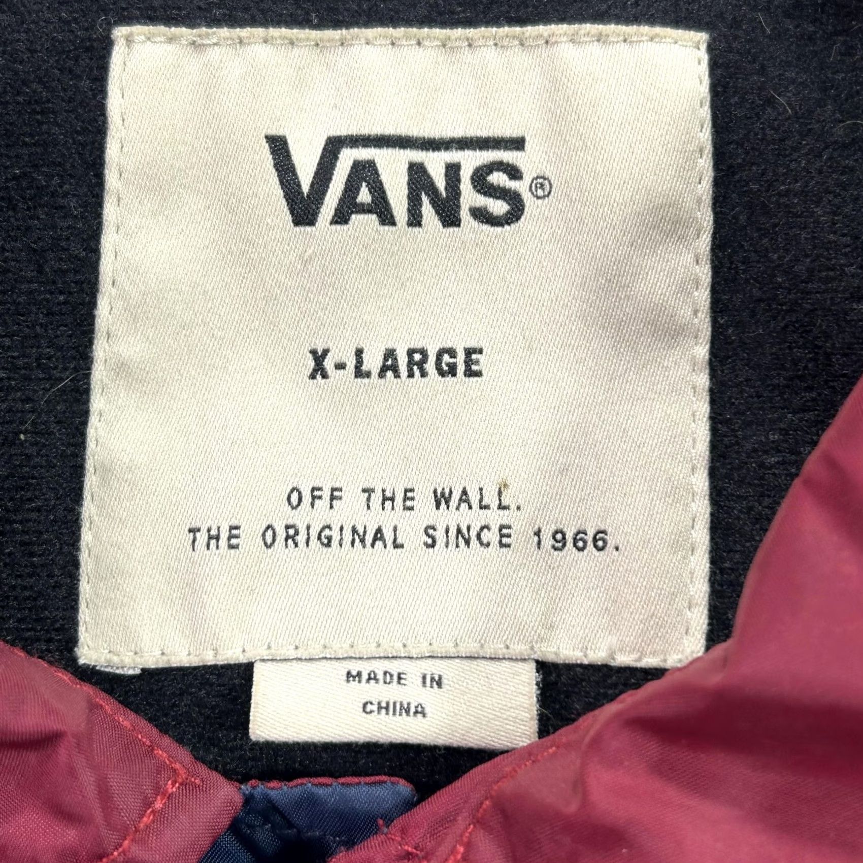 Vans Vans Jacket Mens XL Blue Burgundy Fleece Lined Snap Windbreaker Skateboarding Casual Off The Wall Size US XL / EU 56 / 4 - 4 Thumbnail