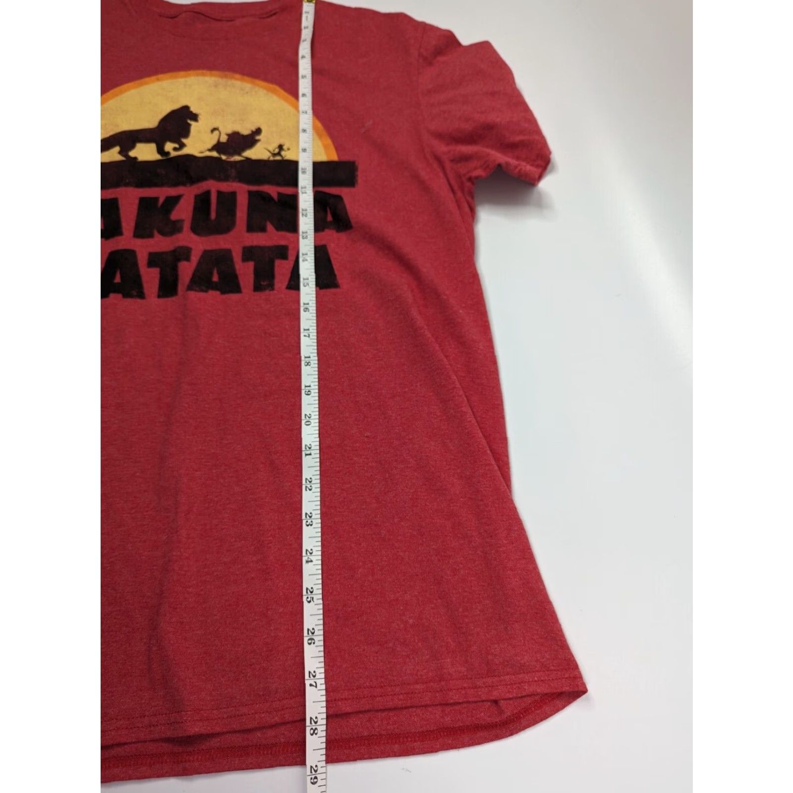 Disney Disney Lion King Hakuna Matata Short Sleeve T-Shirt Men Large Red Disney Lion King T-Shirt Mens Large Red Hakuna Matata Size US L / EU 52-54 / 3 - 5 Thumbnail