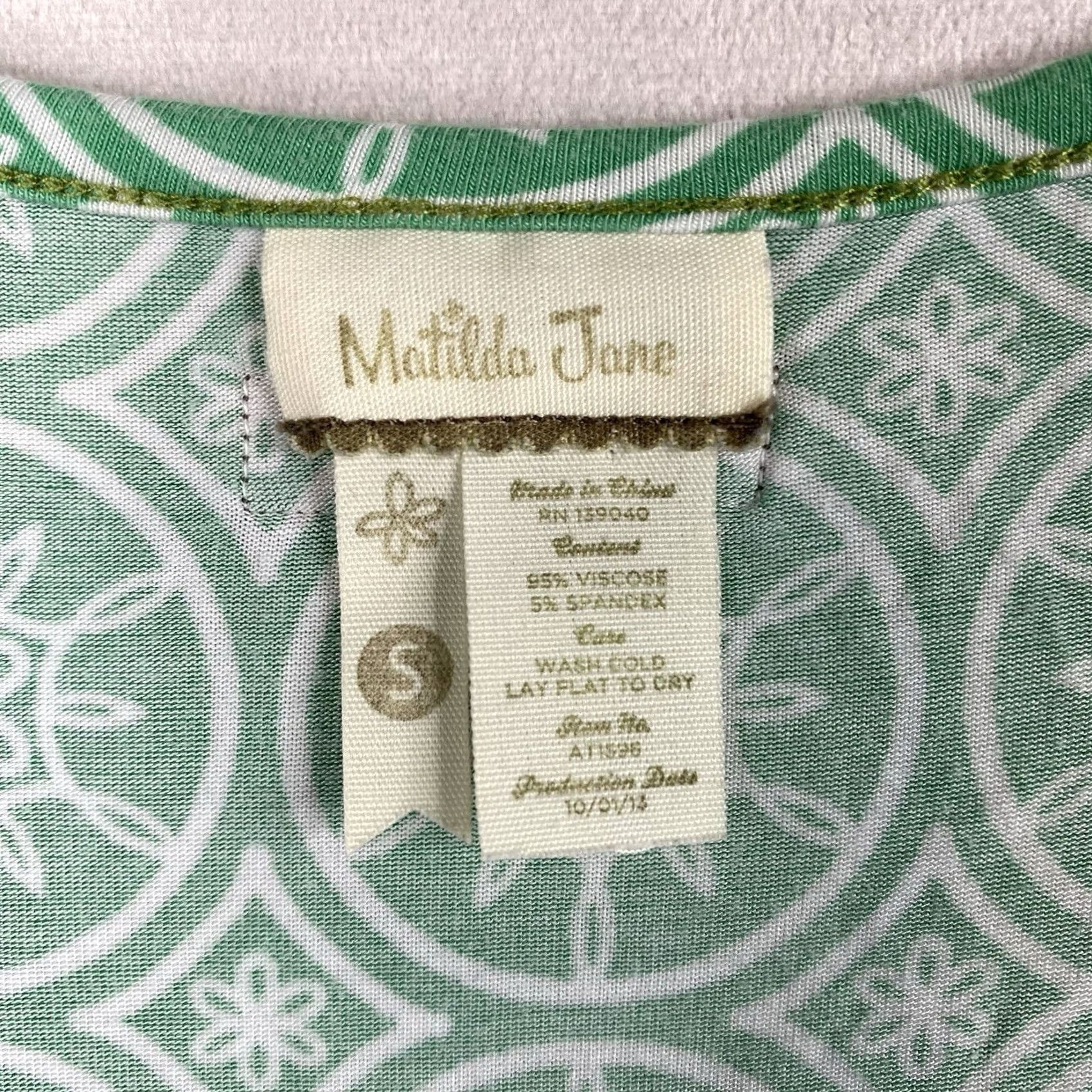 Vintage Womens Matilda Jane Tank Top S Green Sleeveless Tunic Scoop Neck Casual Bohemian Knit Spandex Viscose Stretch Shirt Girls Womens Size S / US 4 / IT 40 - 3 Thumbnail