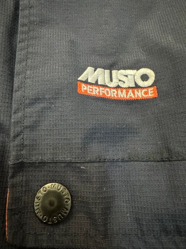 Musto Musto Performance Sailing Sea Jacket size L Size US L / EU 52-54 / 3 - 5 Thumbnail