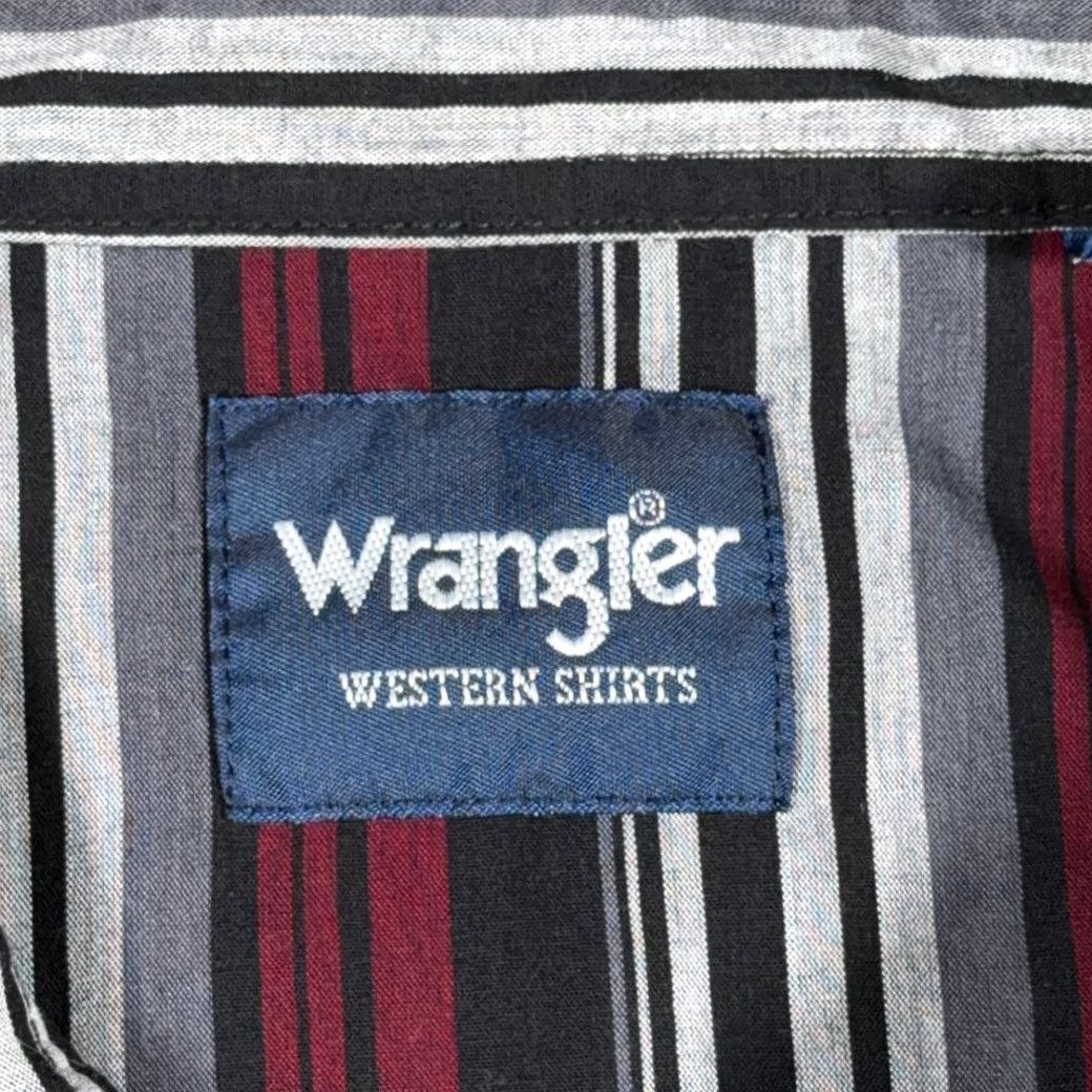 Wrangler VINTAGE Wrangler Western Shirt Adult 2XL Black Striped Pearl Snap Cowboy Shirt Mens 2XL Long Sleeve Button-Up Cotton Blend Size US XXL / EU 58 / 5 - 4 Thumbnail