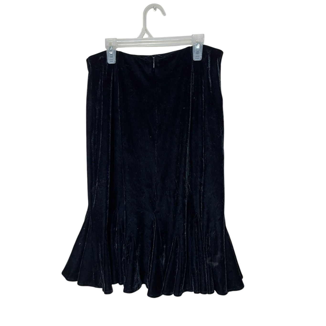 Other Vintage Black Velvet Y2K Flared Hem Midi Skirt Size 10 Size 32" / US 10 / IT 46 - 4 Thumbnail