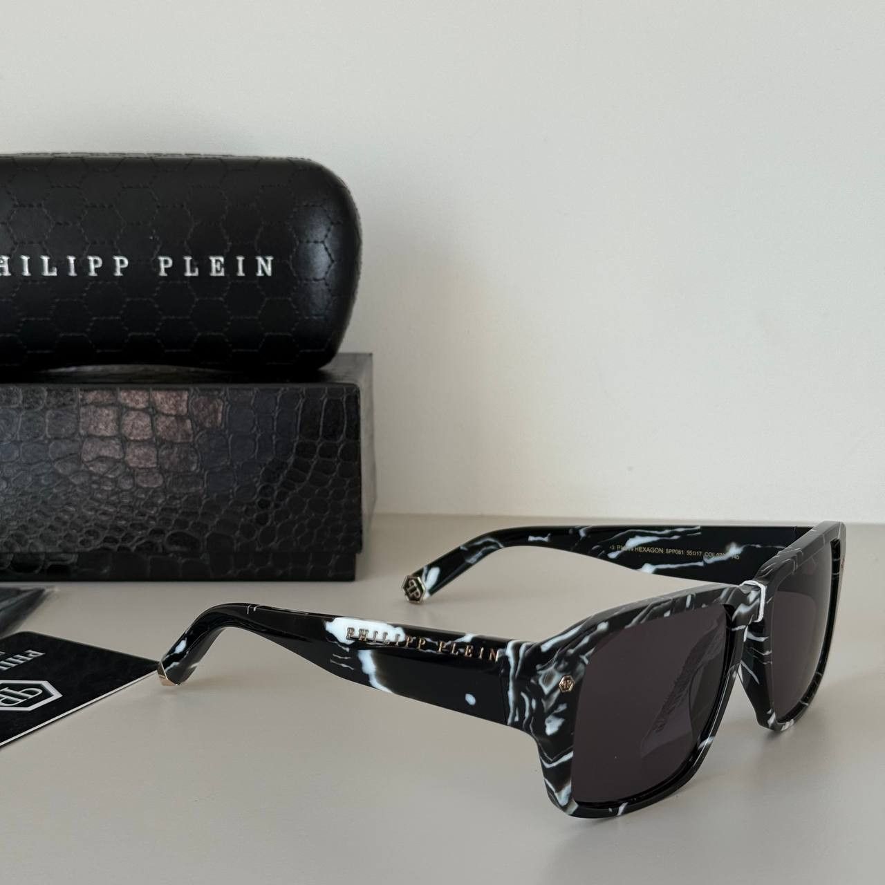 Philipp Plein Philipp Plein Hexagon SPP081 Men’s Sunglasses Marble Black Size ONE SIZE - 1 Thumbnail