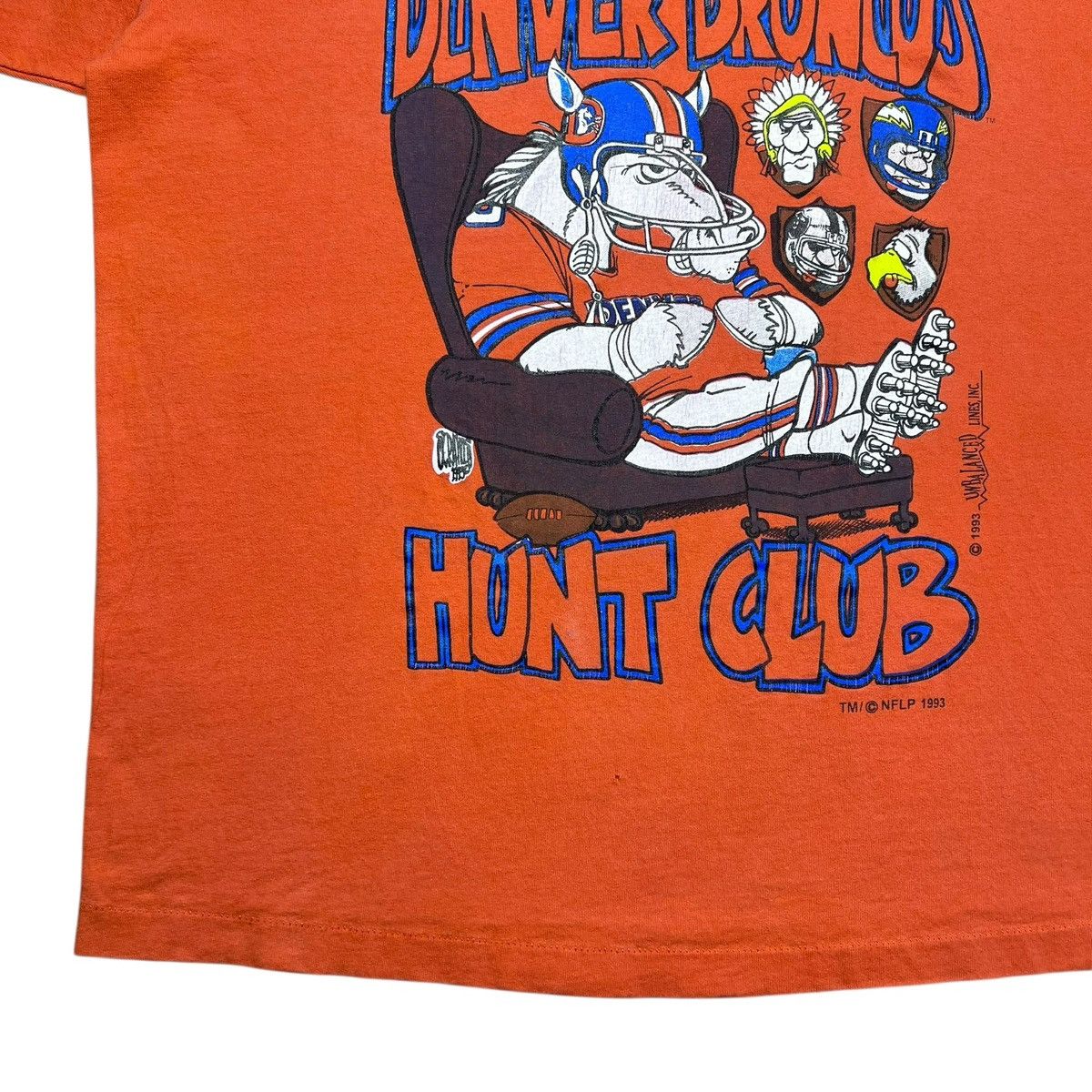 NFL Vintage 1993 NFL Denver Broncos Hunt Club Graphic T-Shirt Size US XL / EU 56 / 4 - 7 Thumbnail