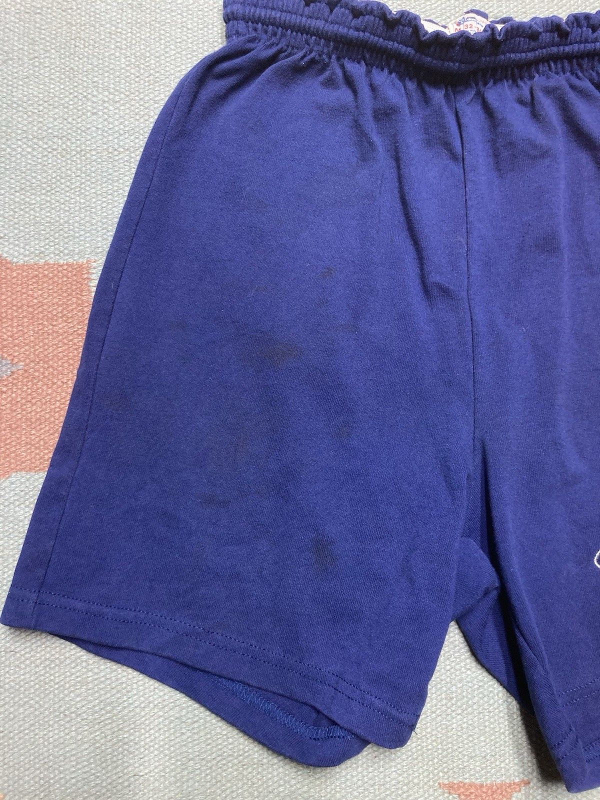 Vintage 80s champion sweat shorts navy blue spell out logo medium Size US 28 / EU 44 - 3 Thumbnail