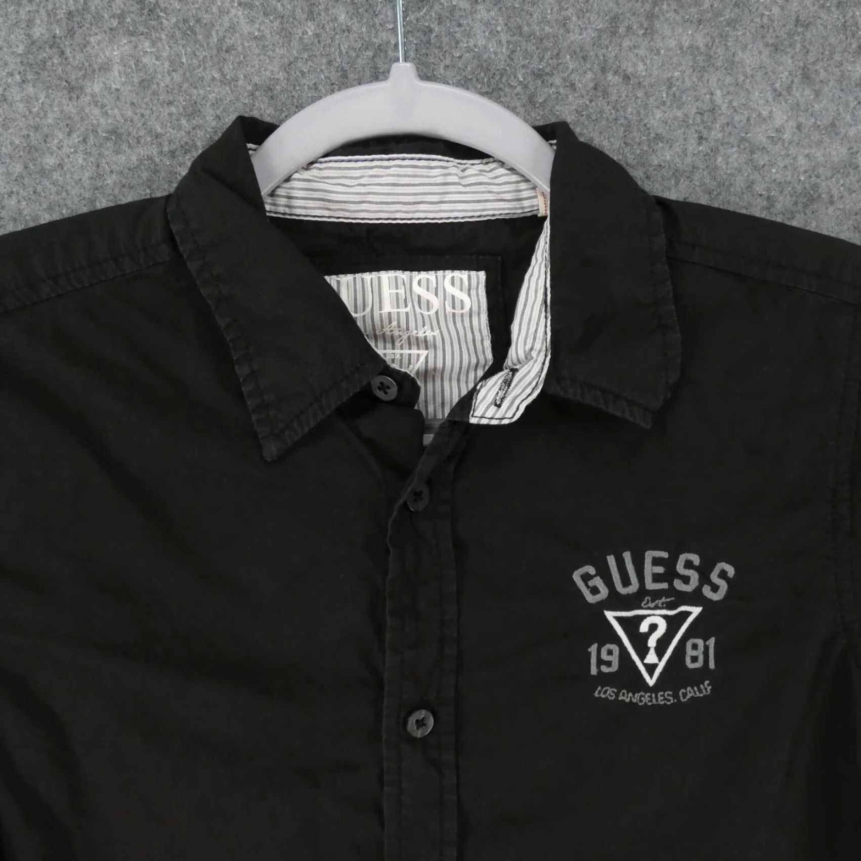 Guess GUESS Shirt Womens Medium Long Sleeve Button Up Black w Logo Size M / US 6-8 / IT 42-44 - 2 Thumbnail