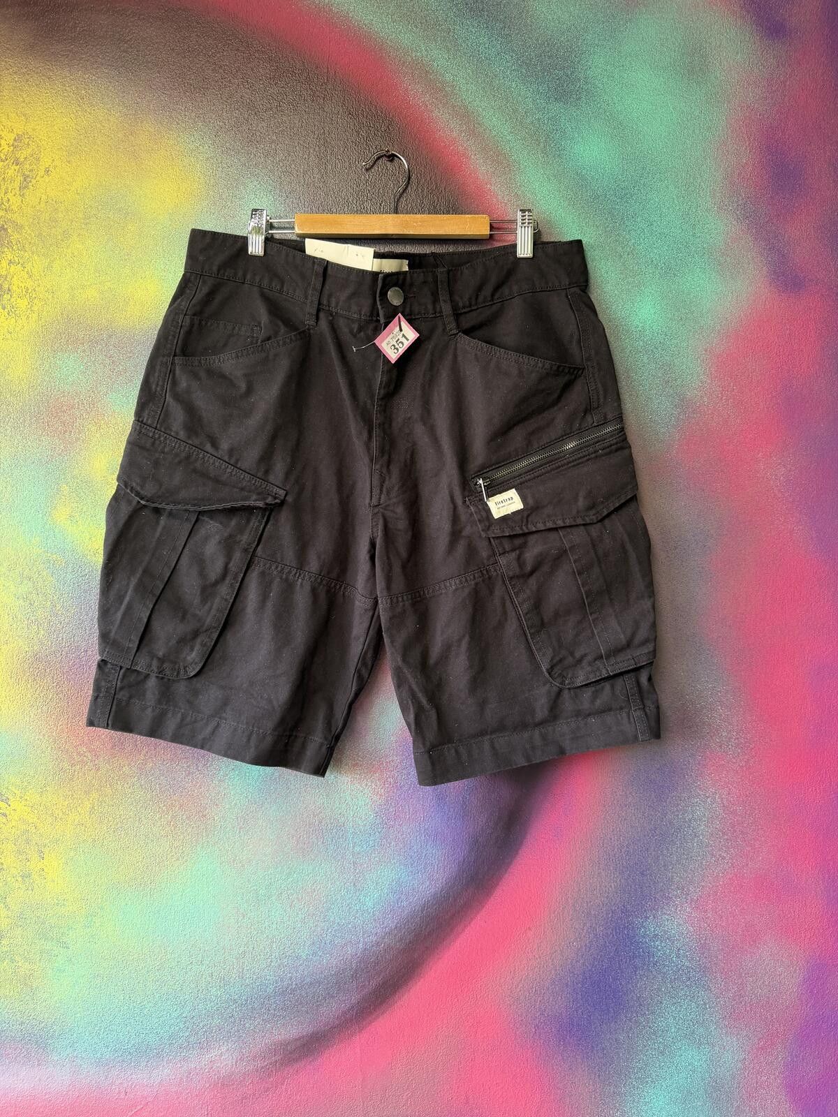 Other Fire trap black cargo shorts in size M Size US 32 / EU 48 - 1 Thumbnail