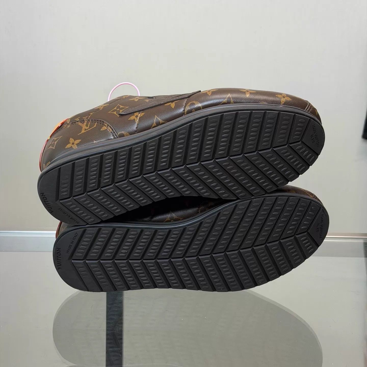 Louis Vuitton LV x Nigo FW25 Sneakers 9 UK 99 OG Box Size US 10 / EU 43 - 7 Thumbnail