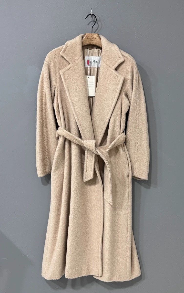 Max Mara Max Mara Camel Long Hair Coat Size M / US 6-8 / IT 42-44 - 1 Thumbnail