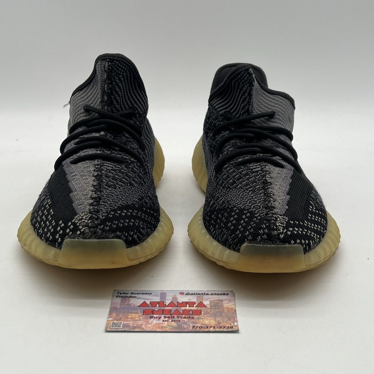 Adidas Yeezy boost 350 Carbon Size US 11.5 / EU 44-45 - 2 Thumbnail