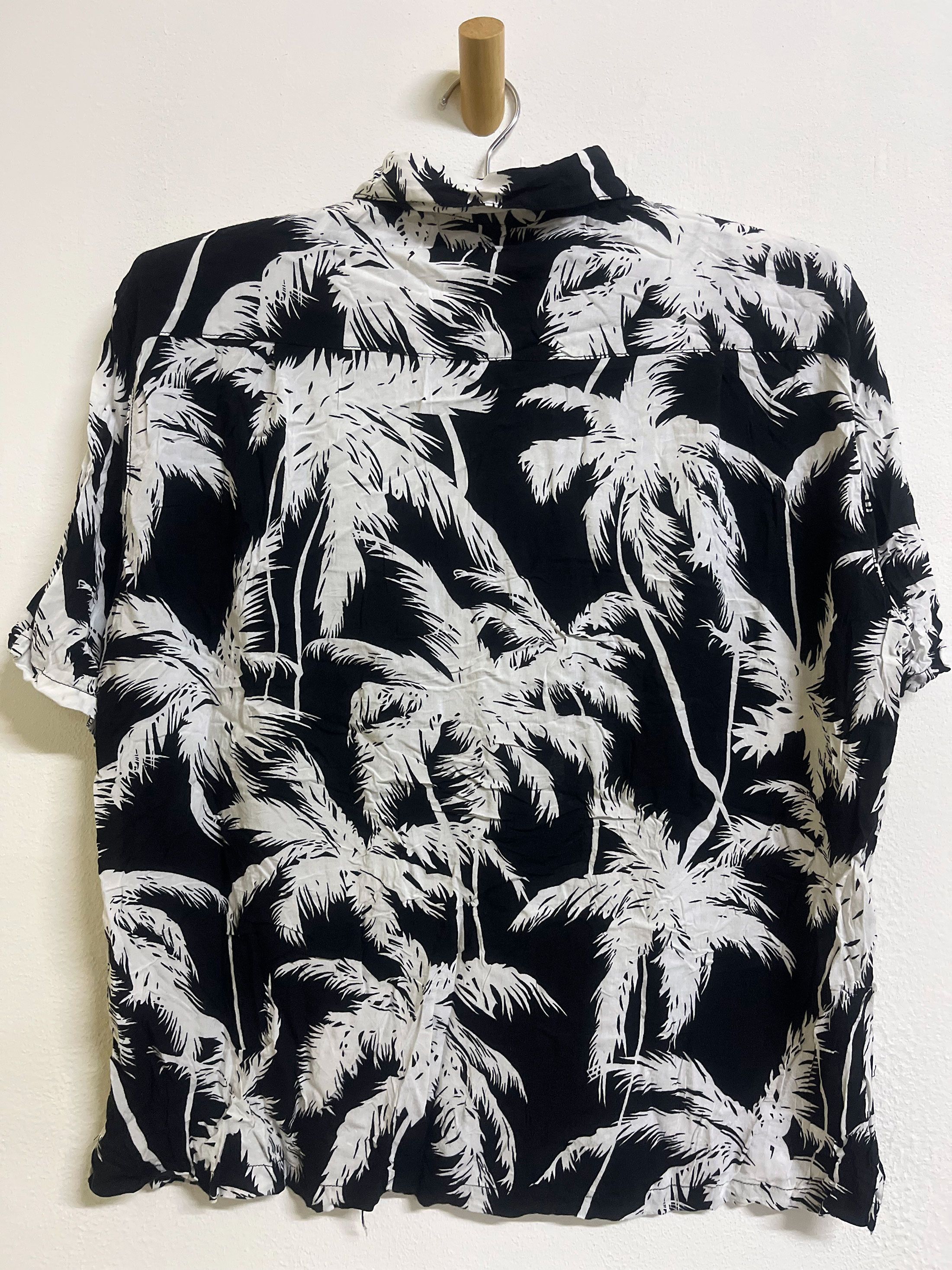 Japanese Brand Purple Yellow Short Sleeve Hawaii Hawaiian All Over Print Size US M / EU 48-50 / 2 - 3 Thumbnail