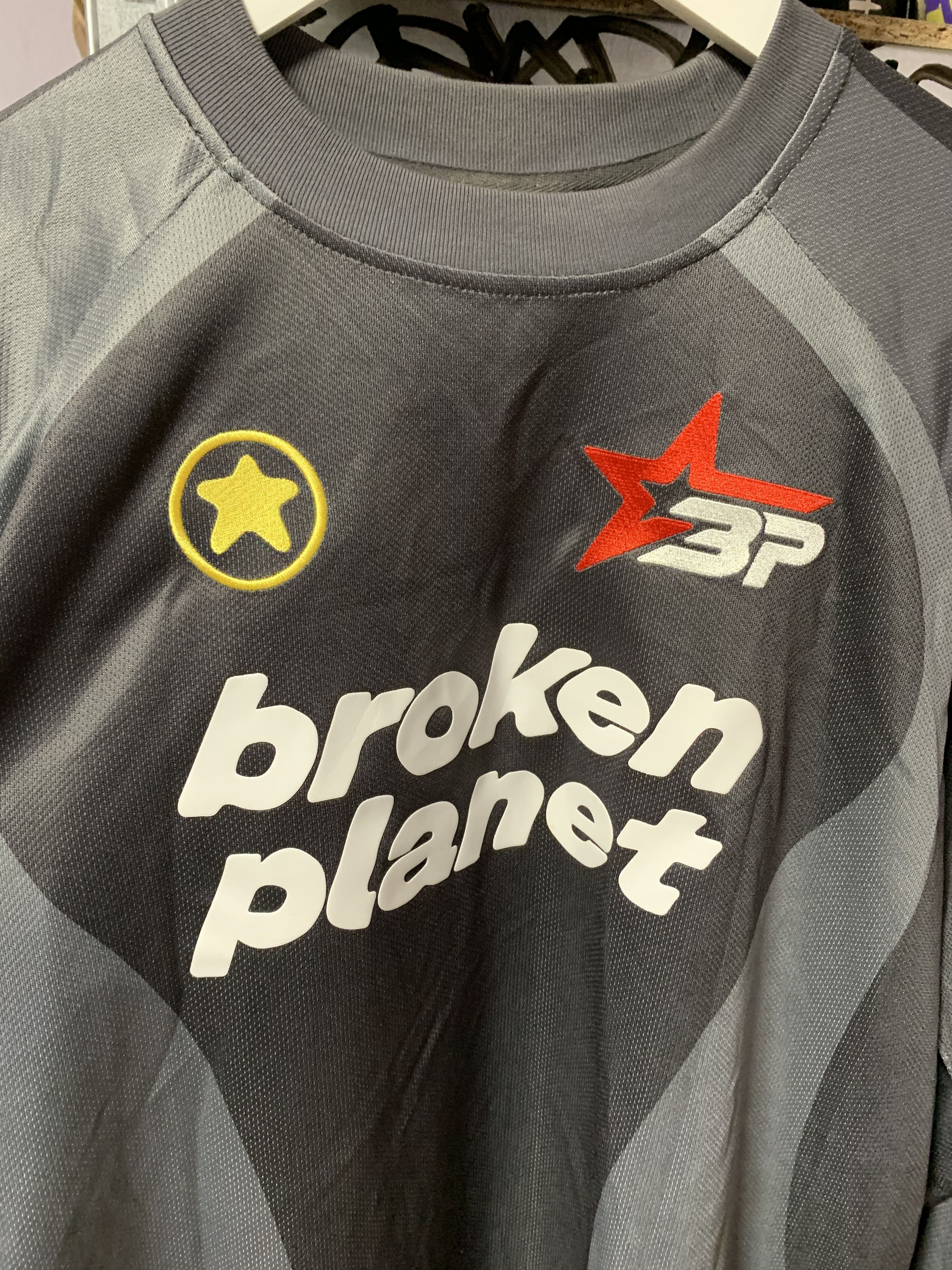 Broken Planet Broken Planet Football Long Sleeve Tee Size M BRAND NEW Size US M / EU 48-50 / 2 - 6 Thumbnail