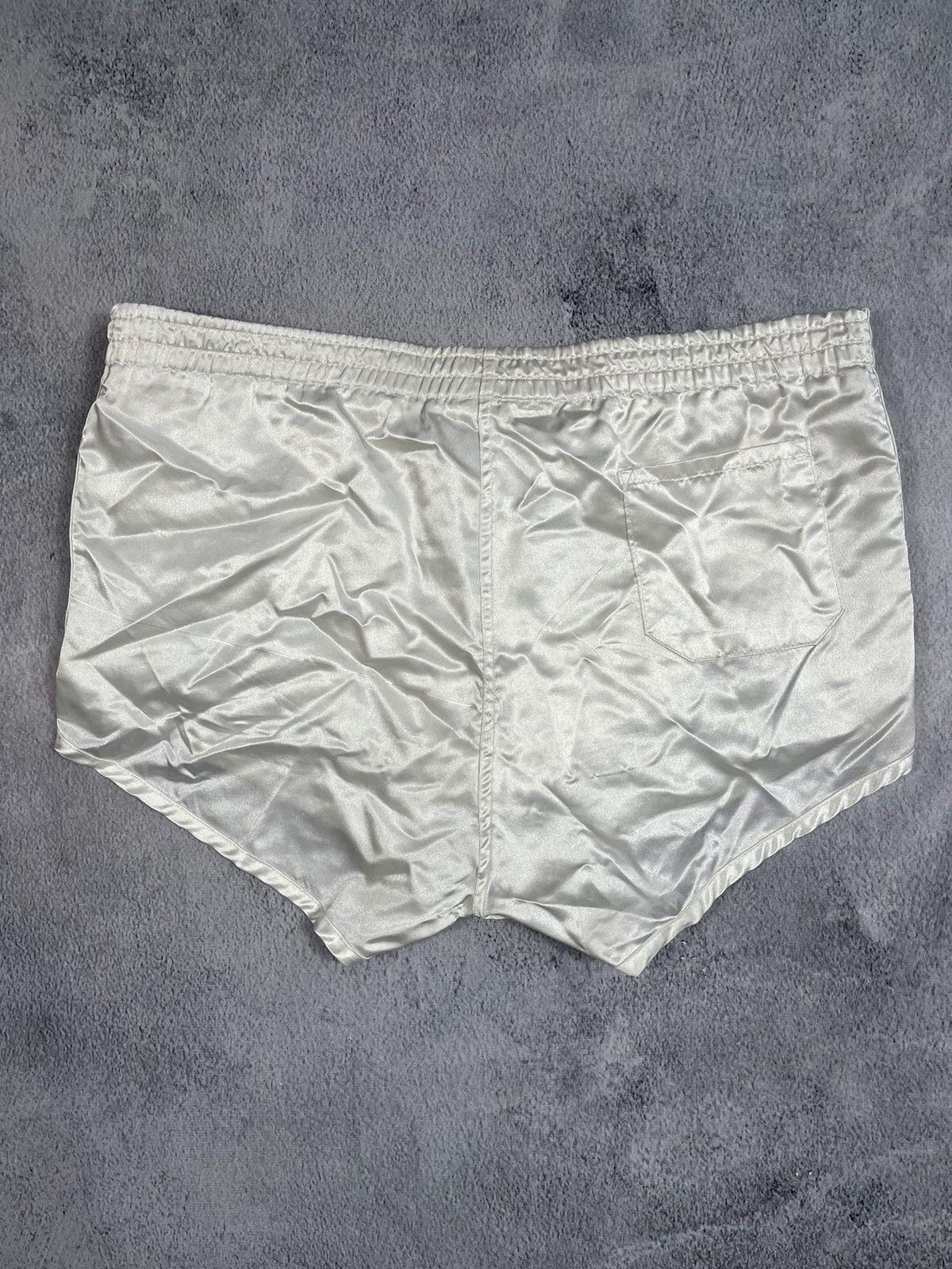 Adidas × Vintage Vintage Adidas 90s shorts streetwear style size 32 Size US 32 / EU 48 - 5 Thumbnail