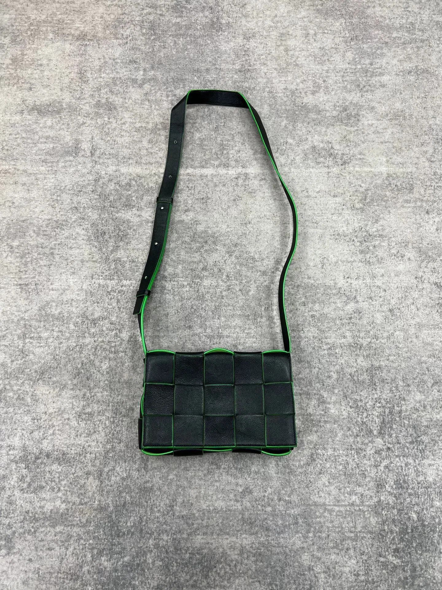 Bottega Veneta Bottega Veneta Six. Size ONE SIZE - 1 Thumbnail