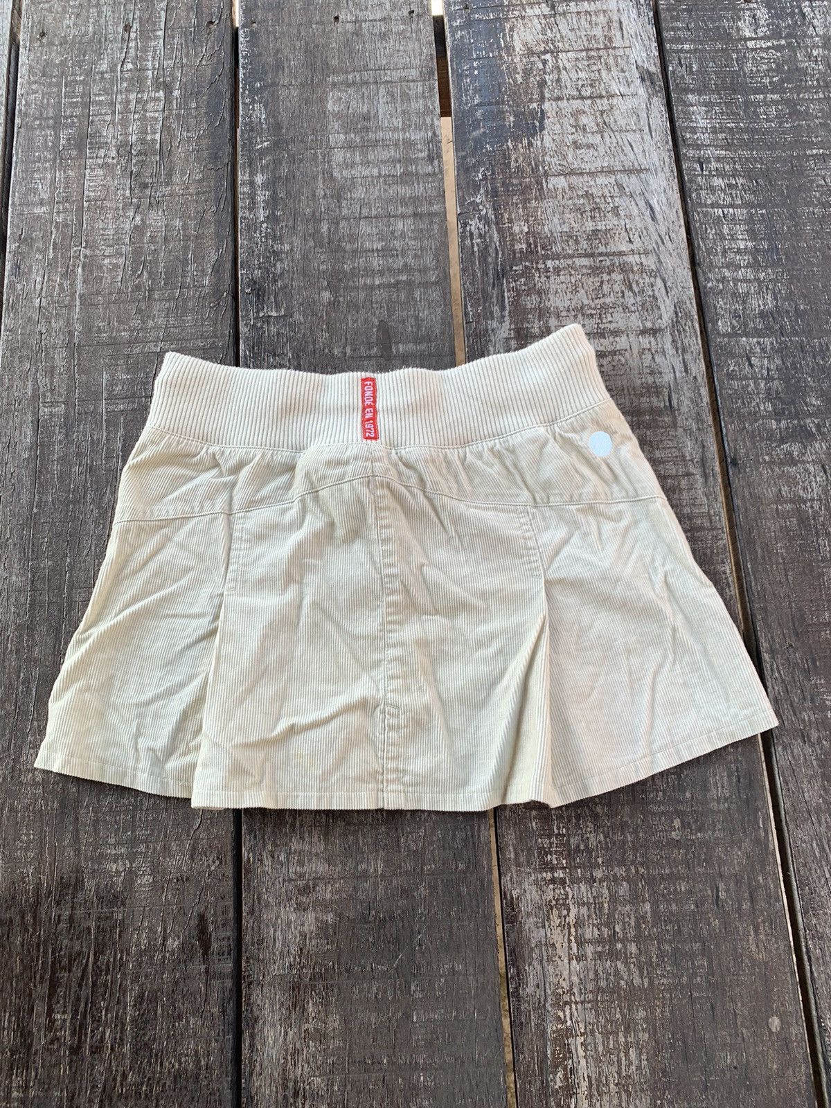 Nike Nike mini skirt nice design Size 28" / US 6 / IT 42 - 2 Thumbnail