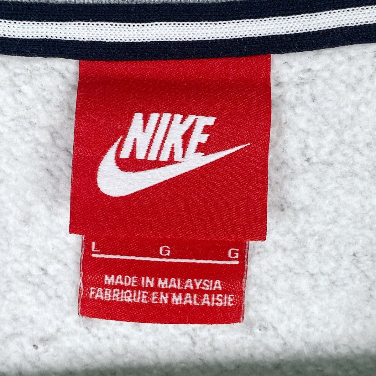 Nike Nike Sweatshirt Grey Crewneck Pullover Jumper Size US M / EU 48-50 / 2 - 5 Thumbnail