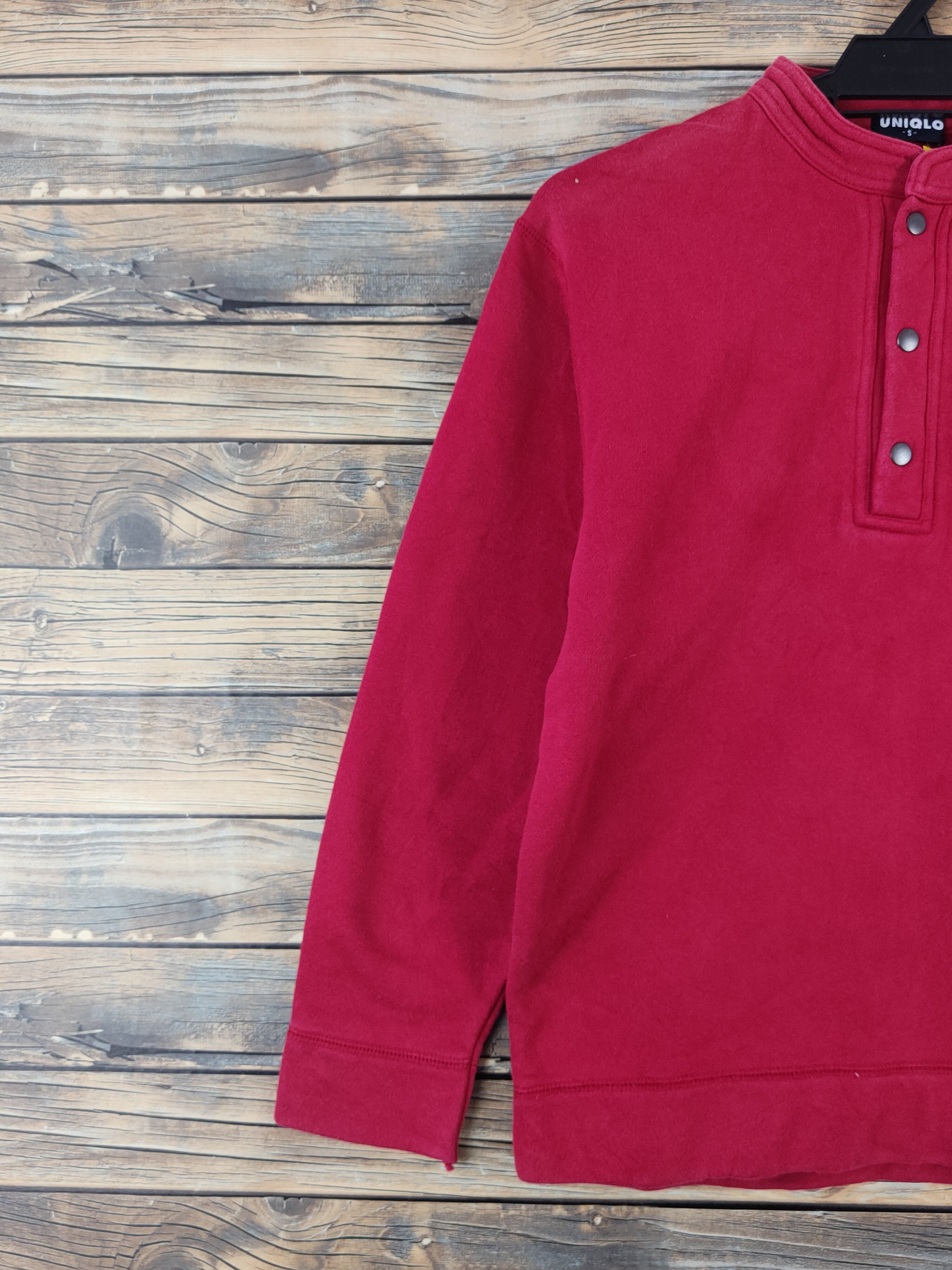Japanese Brand × Vintage Uniqlo japan vintage Red Sweatshirts #W963 Size US S / EU 44-46 / 1 - 3 Thumbnail