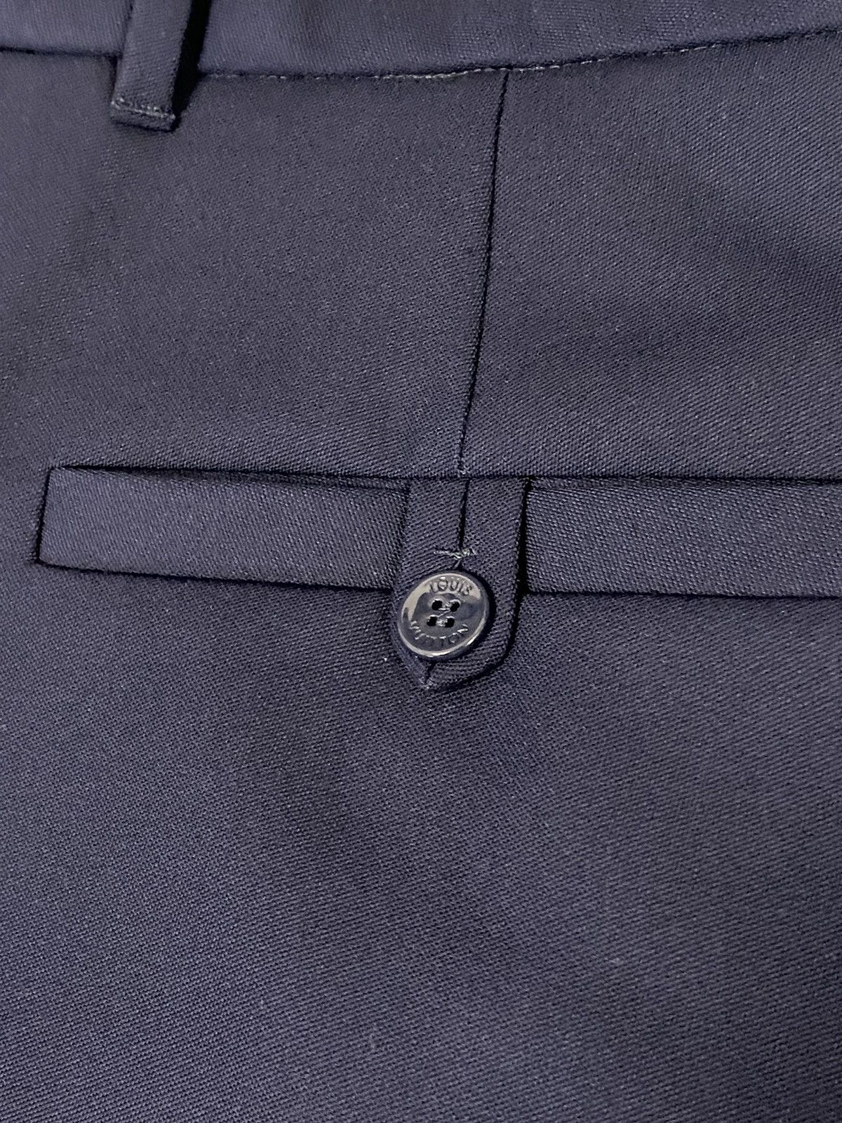 Louis Vuitton Louis Vuitton navy pleated shorts 40 Size US 30 / EU 46 - 6 Thumbnail
