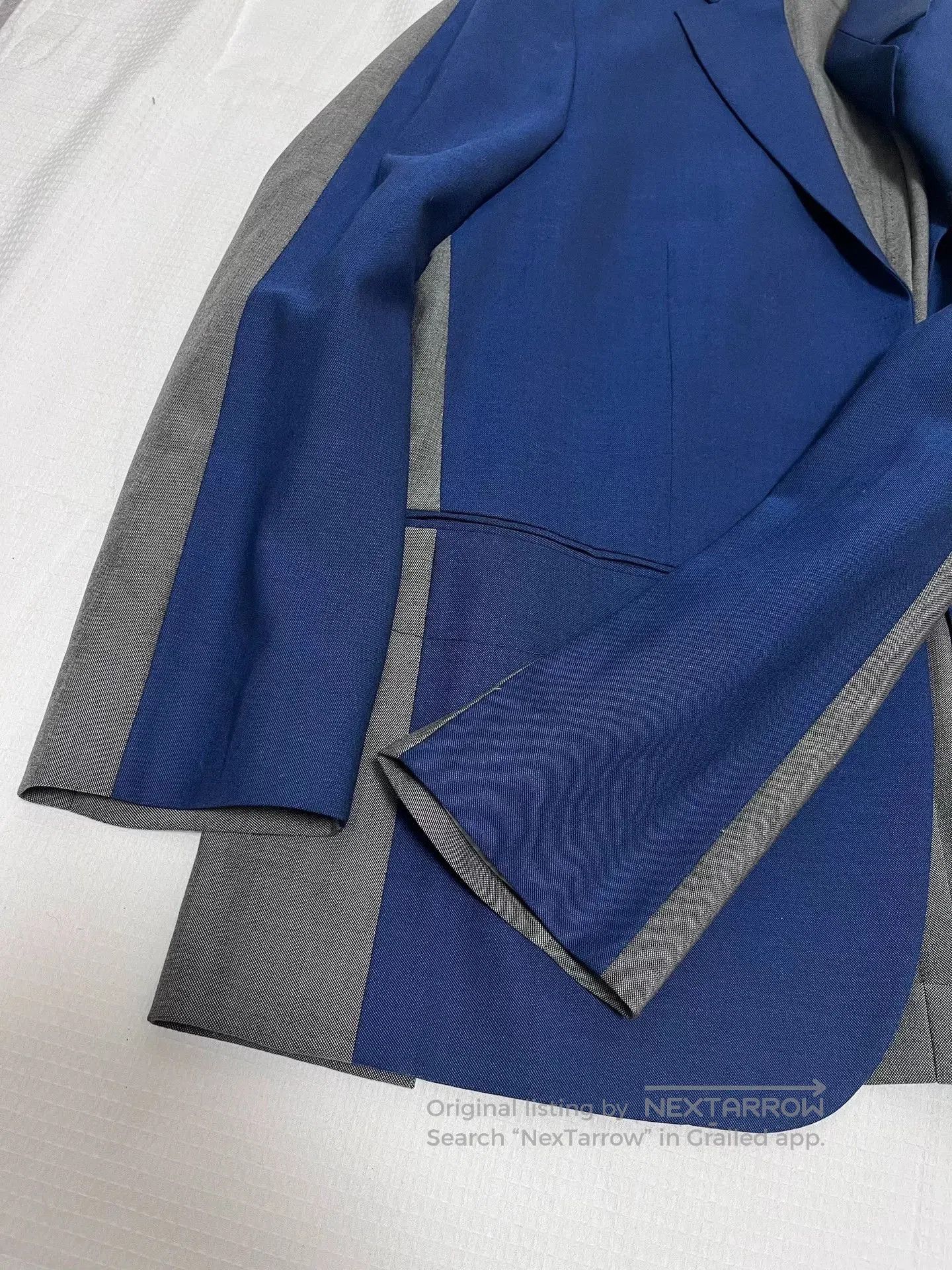 Louis Vuitton Louis Vuitton Paneled Blazer Size 46. Size US S / EU 44-46 / 1 - 2 Thumbnail