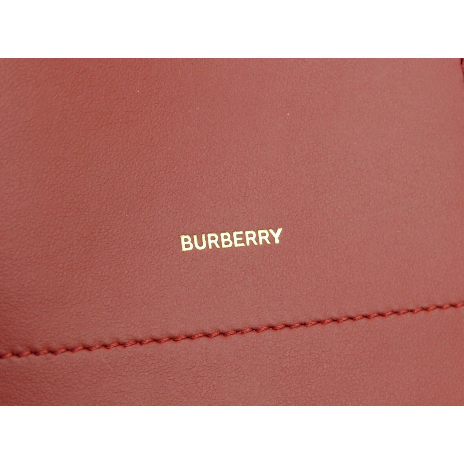 Burberry BURBERRY ROWE RED LEATHER LOGO BILL SNAP CONTINENTAL WALLET Size ONE SIZE - 7 Thumbnail