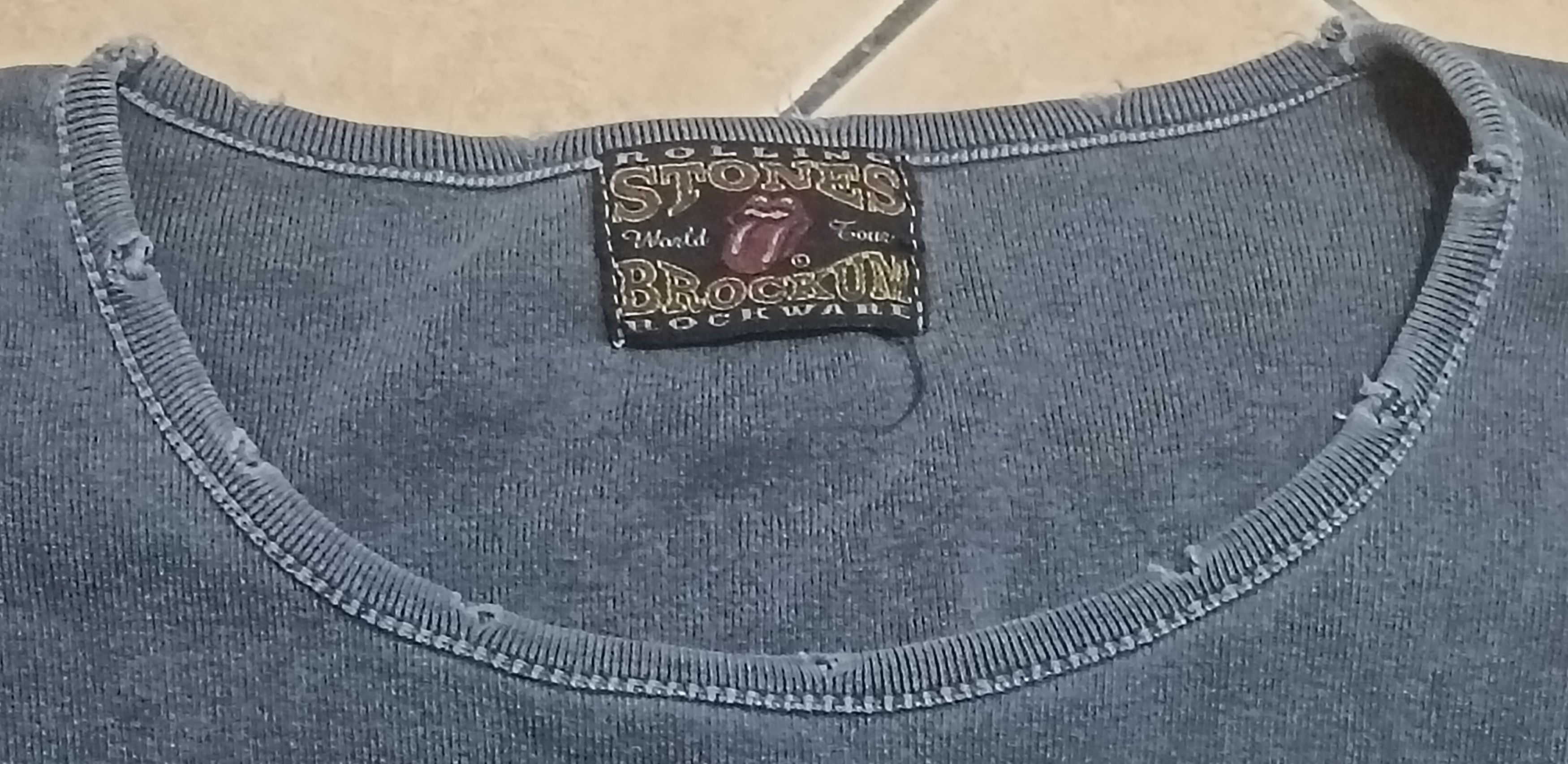 Band Tees THE ROLLING STONES DISTRESS DESIGN SHIRT Size S / US 4 / IT 40 - 3 Thumbnail
