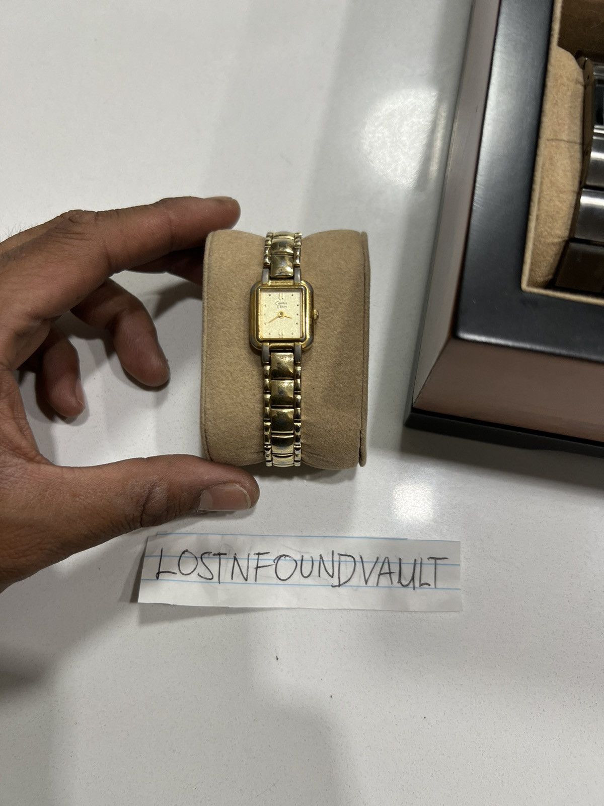 Caravelle by Bulova Vintage Bulova watch Size ONE SIZE - 14 Thumbnail