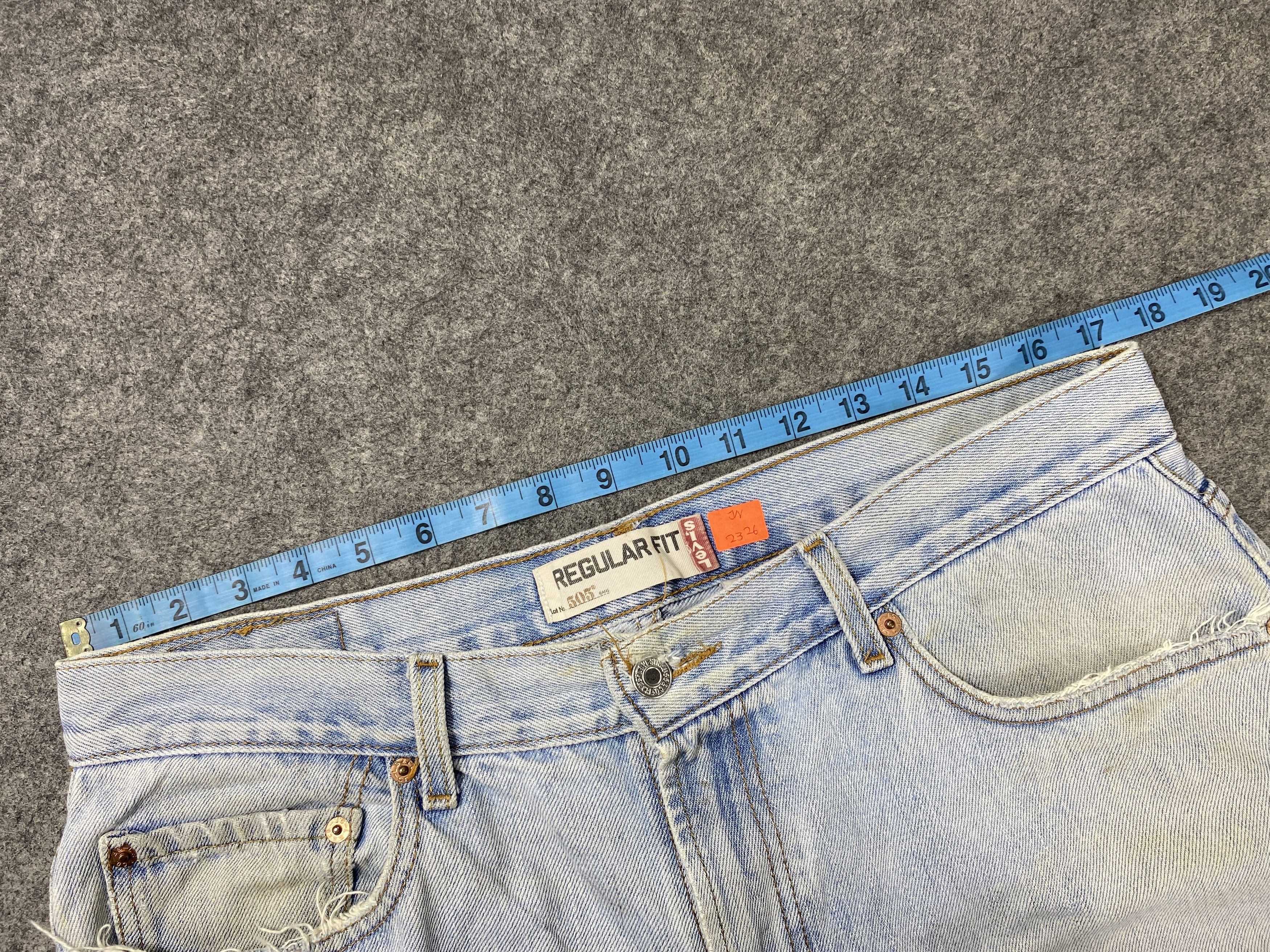 Levi's Light Wash Vintage Levi's 505 Jeans 35x28.5 Denim -JN2326 Size US 35 - 5 Thumbnail