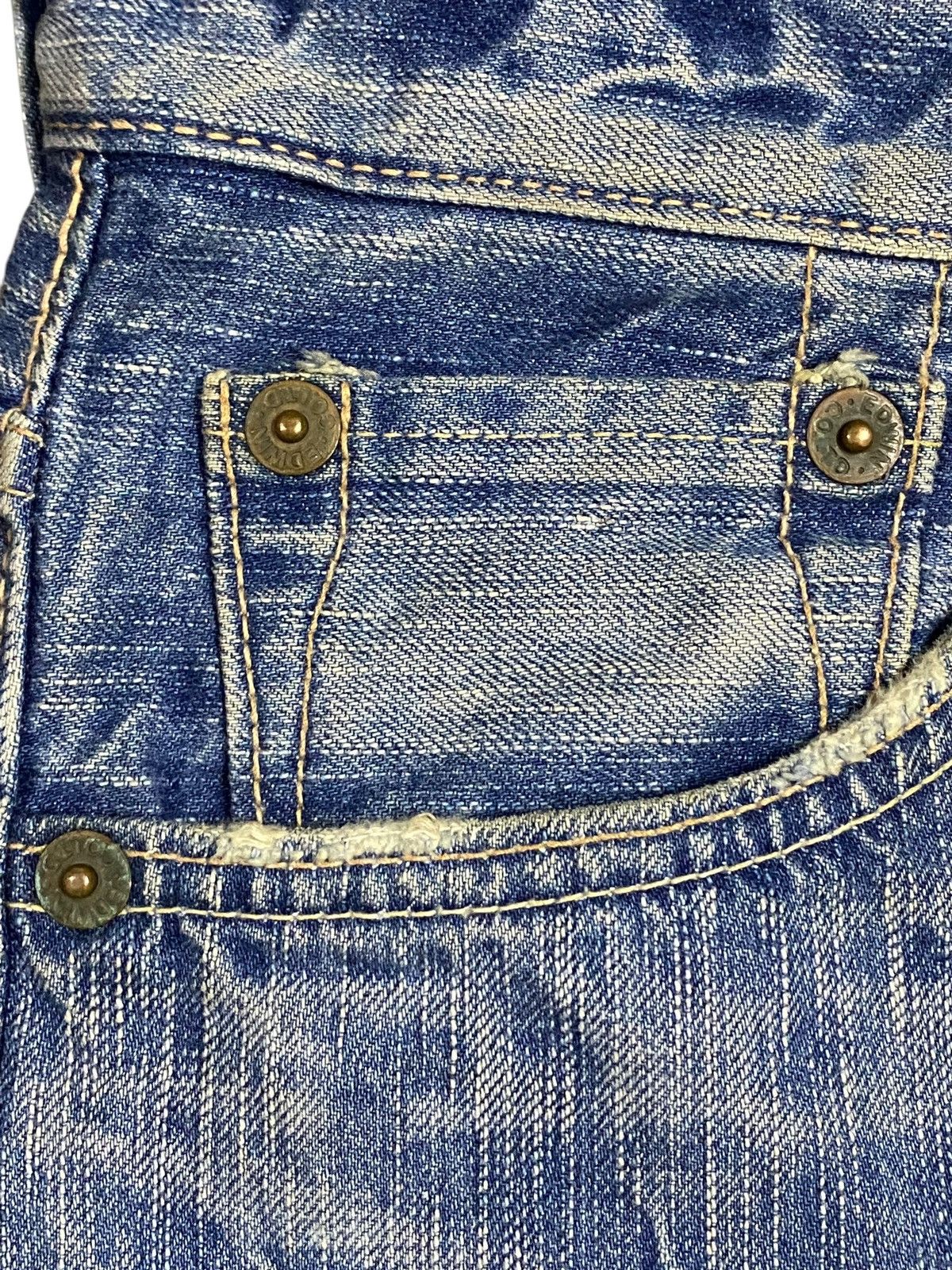 Japanese Brand Vintage Edwin 503 Faded Wash Paint Splatter Distressed Jeans Size US 31 - 13 Thumbnail