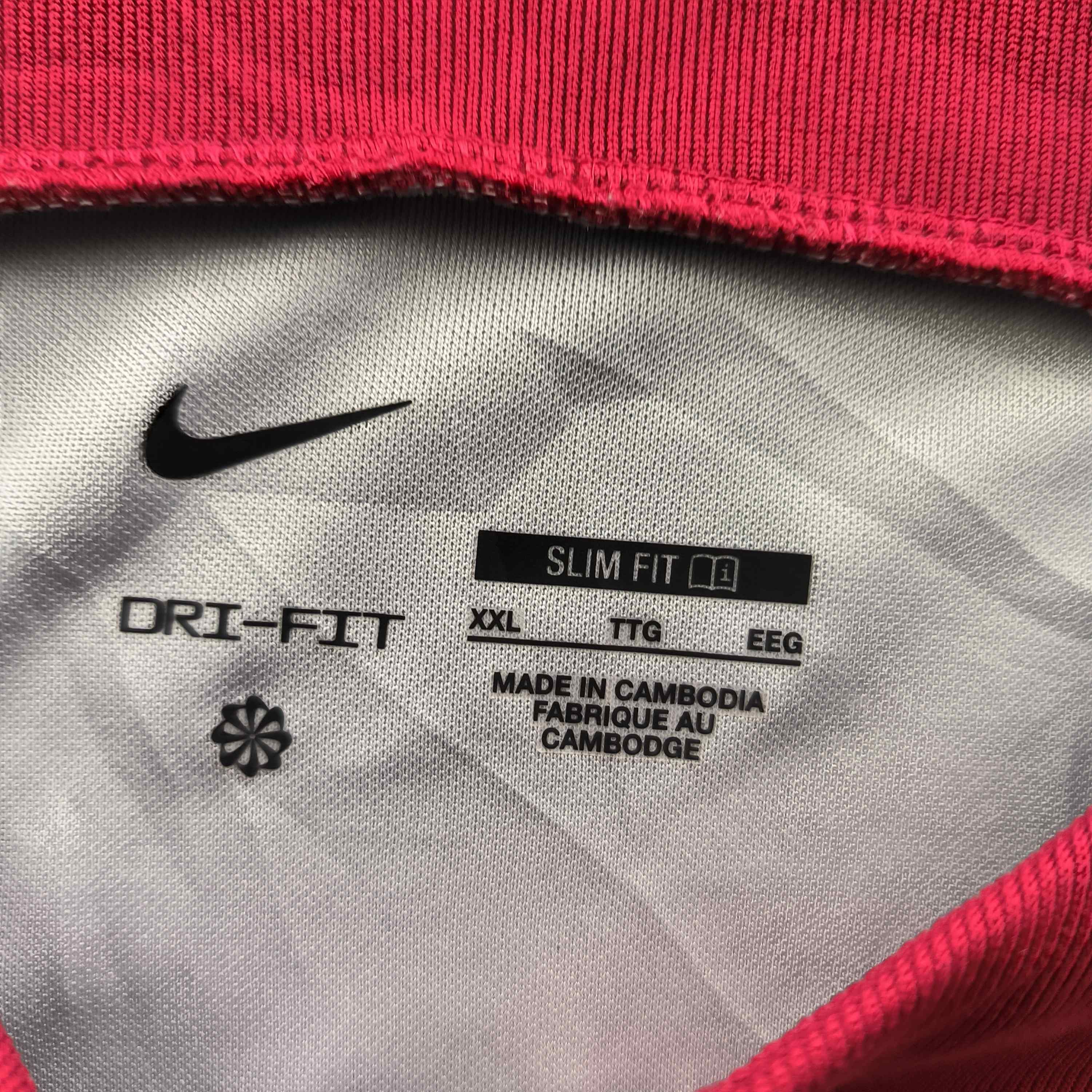 Nike Liverpool 22-23 Nike training football jersey shirt size XXL Size US XXL / EU 58 / 5 - 5 Thumbnail