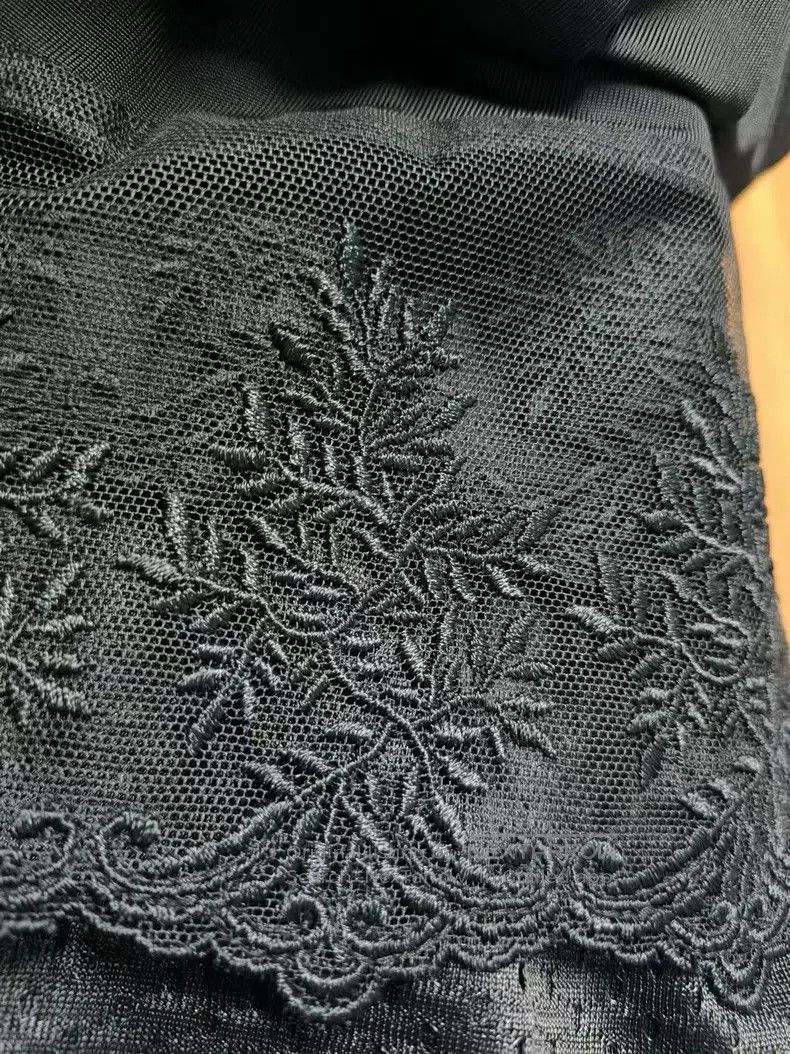 Givenchy Givenchy Black Skirt Size XS / US 0-2 / IT 36-38 - 7 Thumbnail