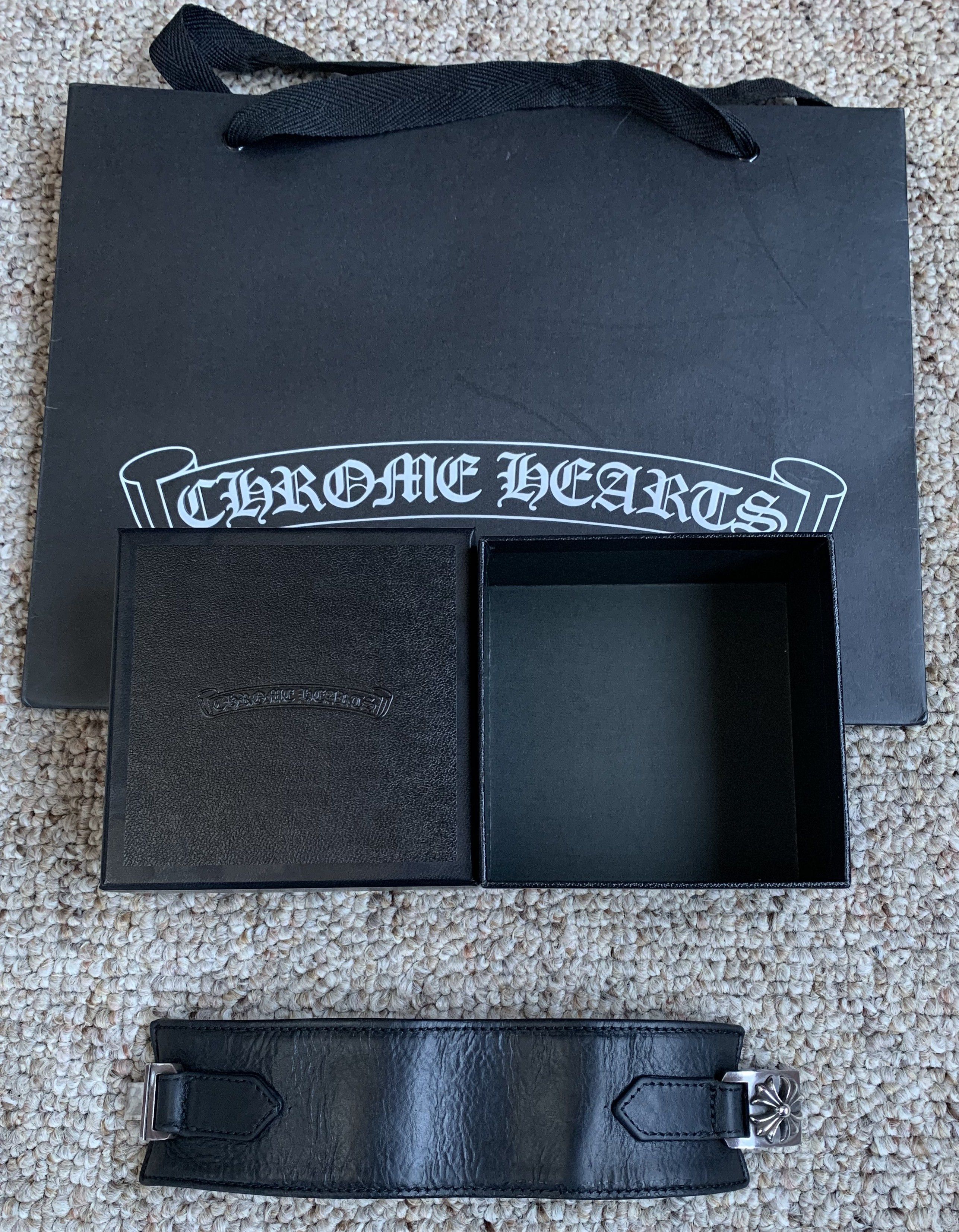 Chrome Hearts Chrome Hearts Wide Leather Silver Cross Bracelet Size ONE SIZE - 8 Thumbnail