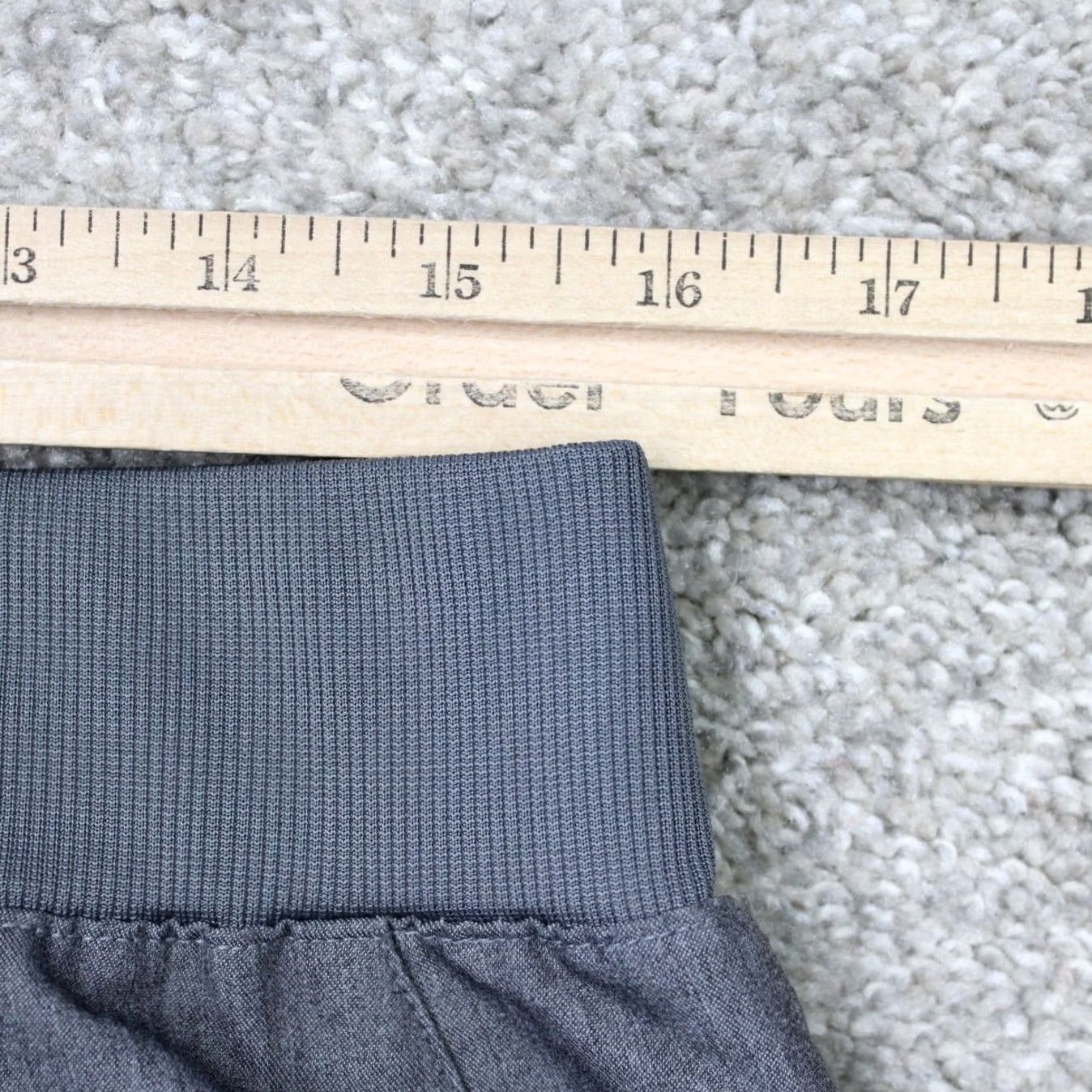 Fabletics Fabletics Gray High Rise Scrub Joggers 6 Pocket Pants Womens L/Gray/Polyester/Viscose/Elastane Womens Size 36" / US 14 / IT 50 - 7 Thumbnail